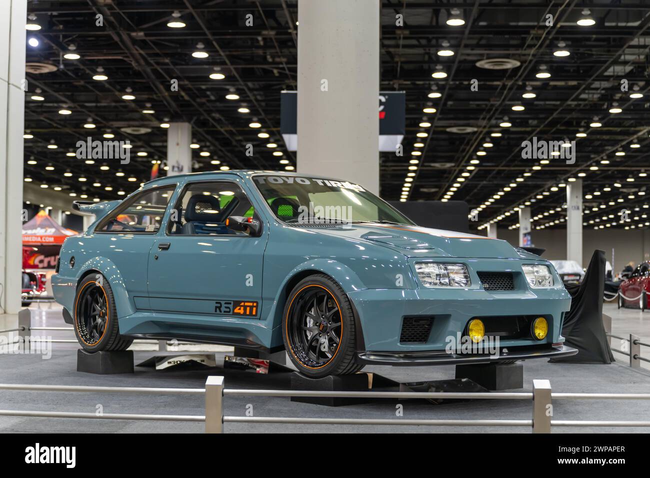 DETROIT, mi/USA - 1 marzo 2024: Interpretazione di un'auto Mercury Merkur XR4-ti del 1987, a Detroit AutoRama. Foto Stock