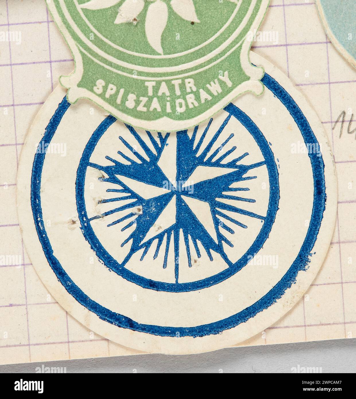 Punto interrogativo del 1913-1921 che mostra le stelle bianche come motivi centrali, utilizzato nei materiali di stampa polacchi. Foto Stock