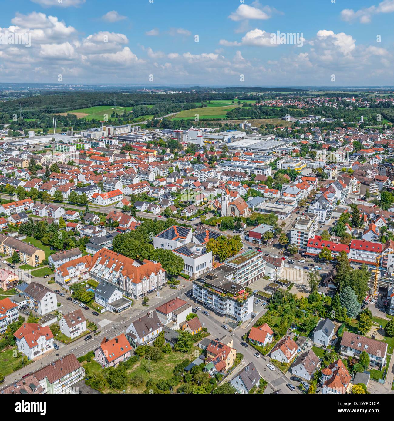 Vista aerea della città di Senden an der Iller a sud di Neu-Ulm, nella Svevia bavarese Foto Stock