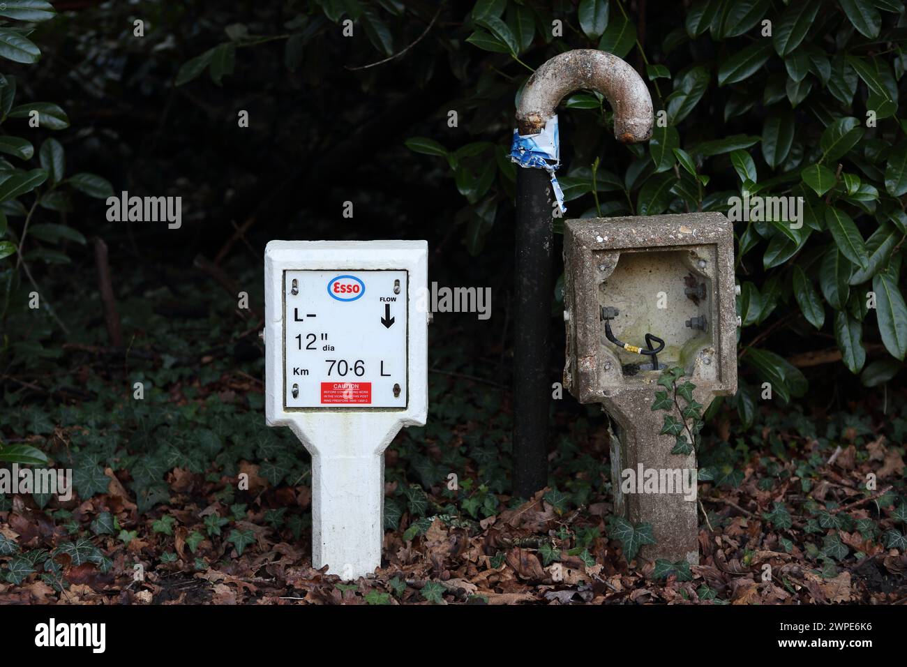 Stazione di segnalazione per gasdotti esso Aviation in Farnborough Road, Farnborough, Hampshire, Regno Unito da Southampton a Londra progetto di gasdotti Foto Stock