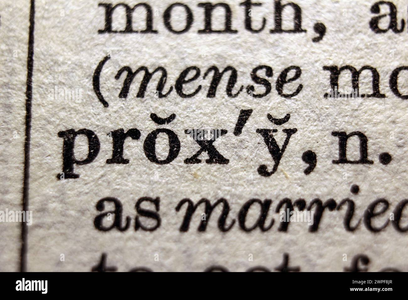 Proxy Word sulla pagina del dizionario, primo piano macro Foto Stock