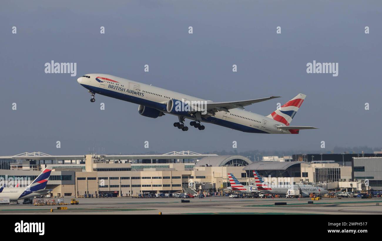 G-STBB British Airways Boeing 777-36NER AM Los Angeles International Airport LAX / KLAX Los Angeles, Kalifornien, USA, Vereinigte Staaten von Amerika, 17.02.2024 *** G STBB British Airways Boeing 777 36NER presso l'Aeroporto Internazionale di Los Angeles LAX KLAX Los Angeles, California, USA, Stati Uniti d'America, 17 02 2024 Foto Stock