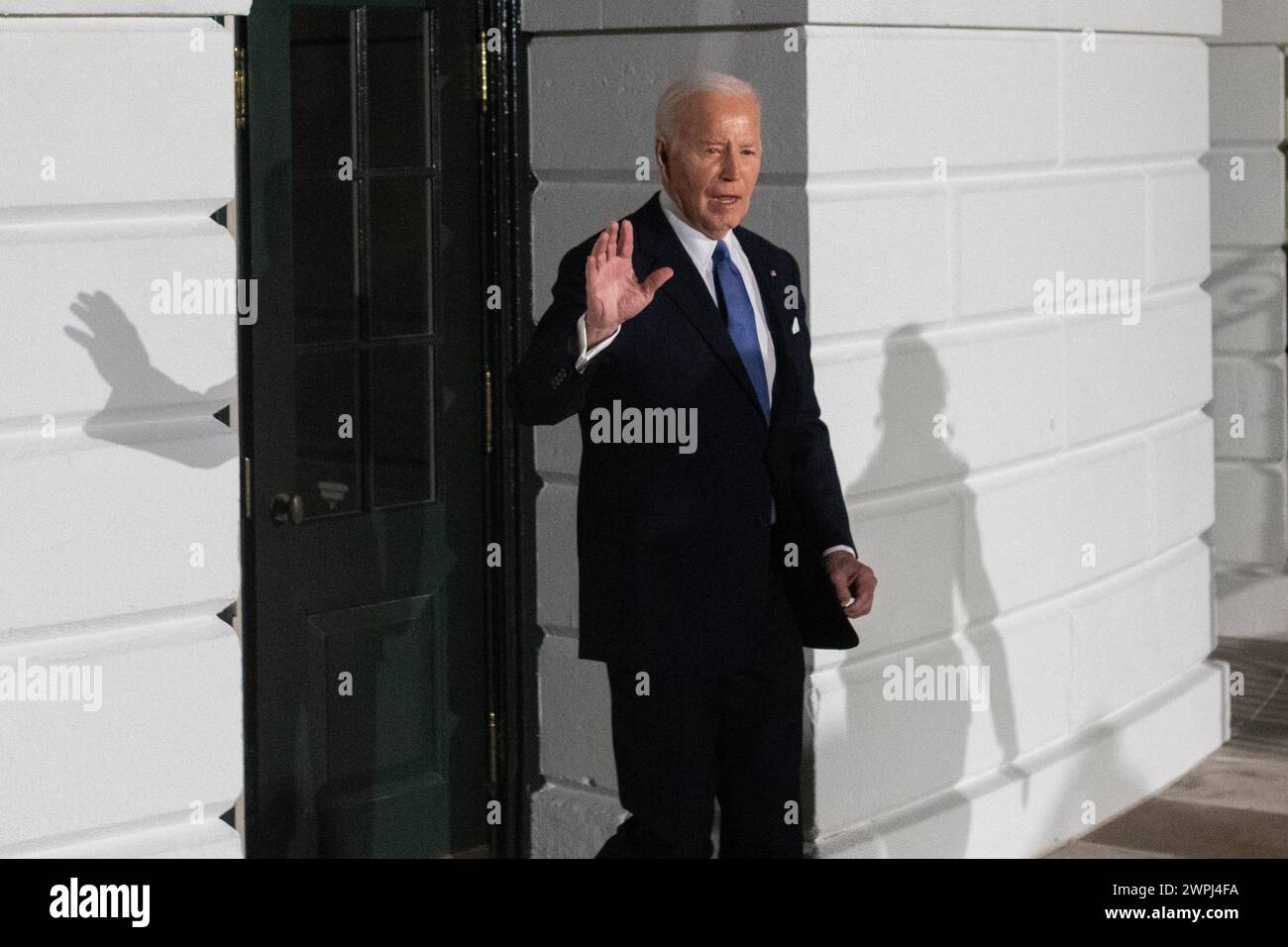 Il presidente degli Stati Uniti Joe Biden parte dalla Casa Bianca per il suo discorso sullo stato dell'Unione, a Washington, DC, giovedì 7 marzo, 2024. credito: Rod Lamkey/Pool via CNP/MediaPunch Foto Stock