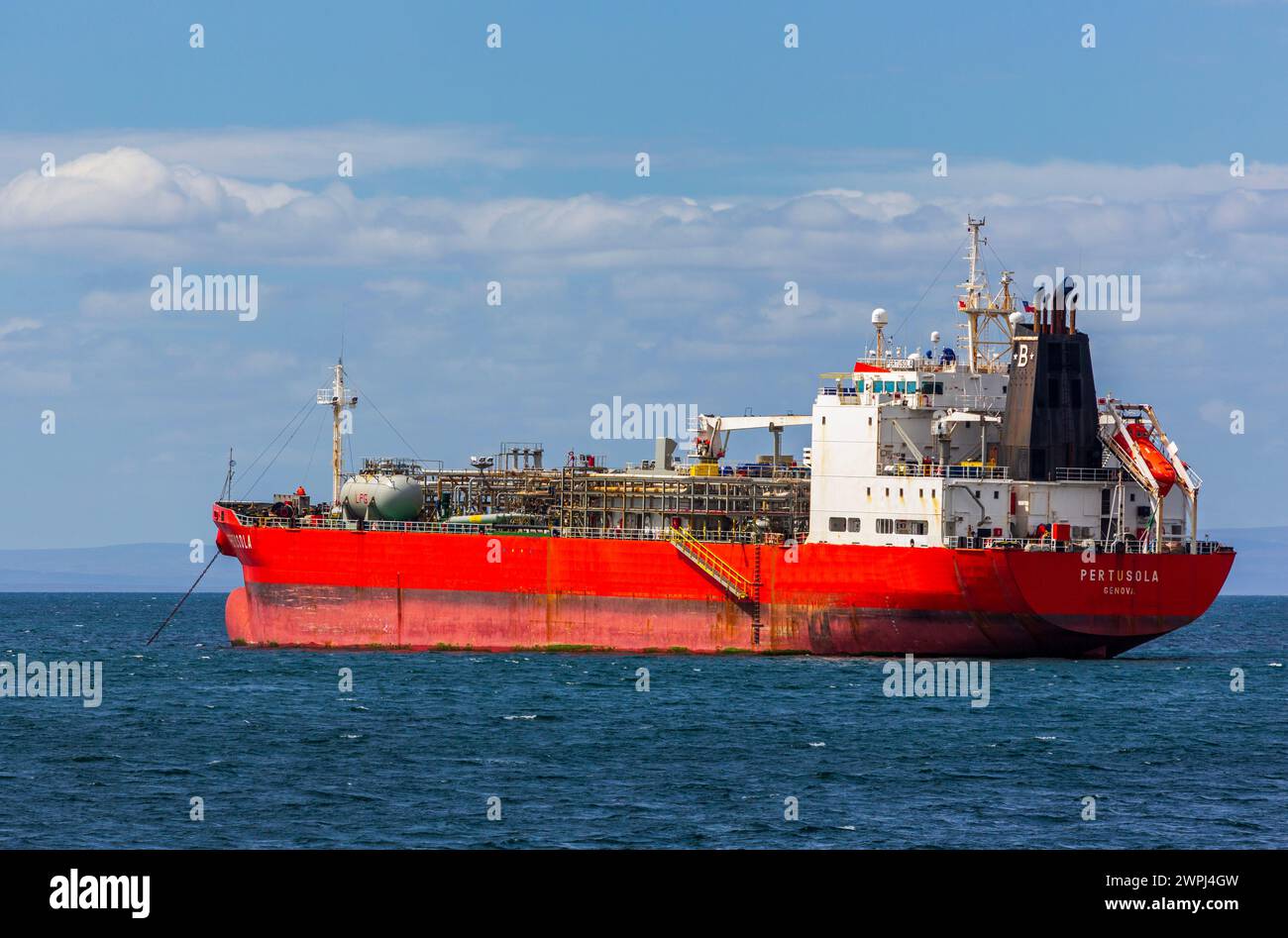 Petroliera, Punta Arenas, stretto di Magellano, regione di Magallanes, Cile, sud America Foto Stock