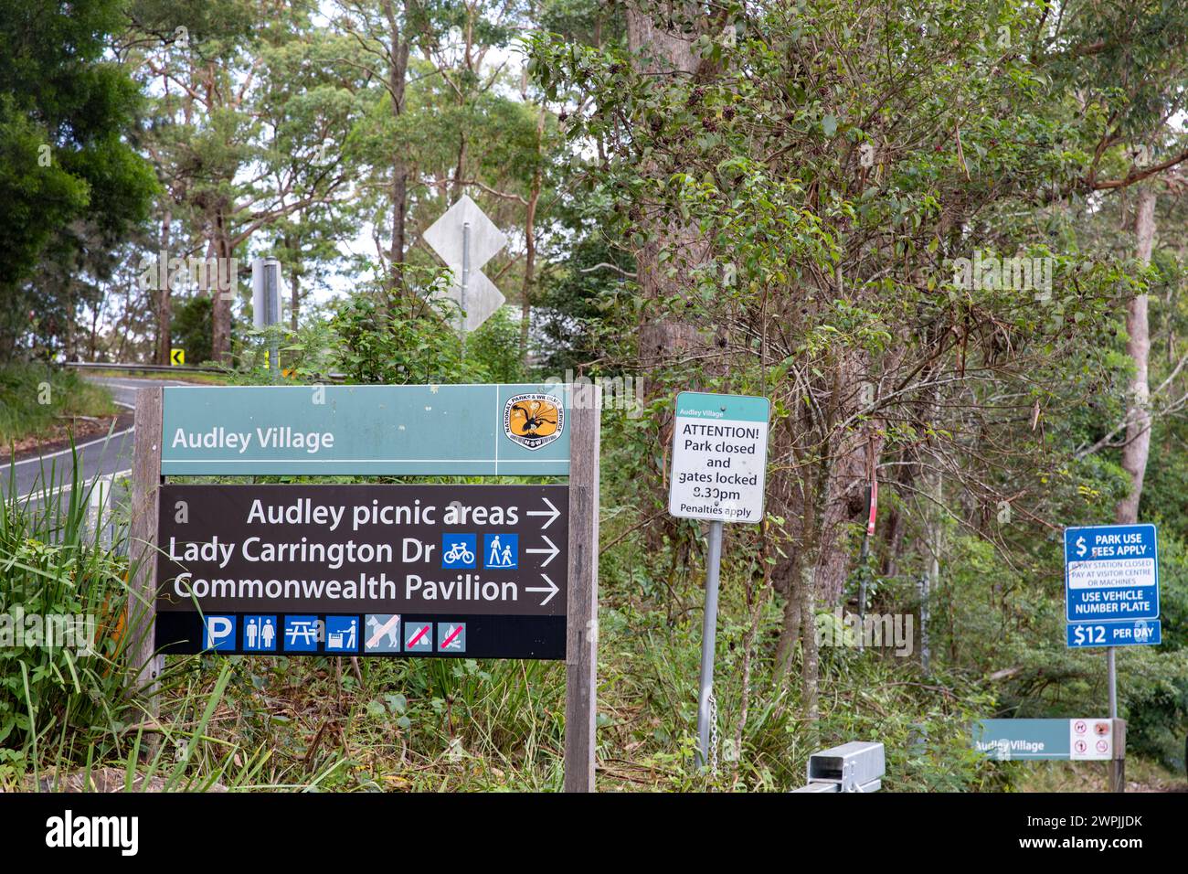 Audley Village nel Royal National Park, cartello per Lady Warrington Drive e aree picnic, Sydney, NSW, Australia, 2024 Foto Stock