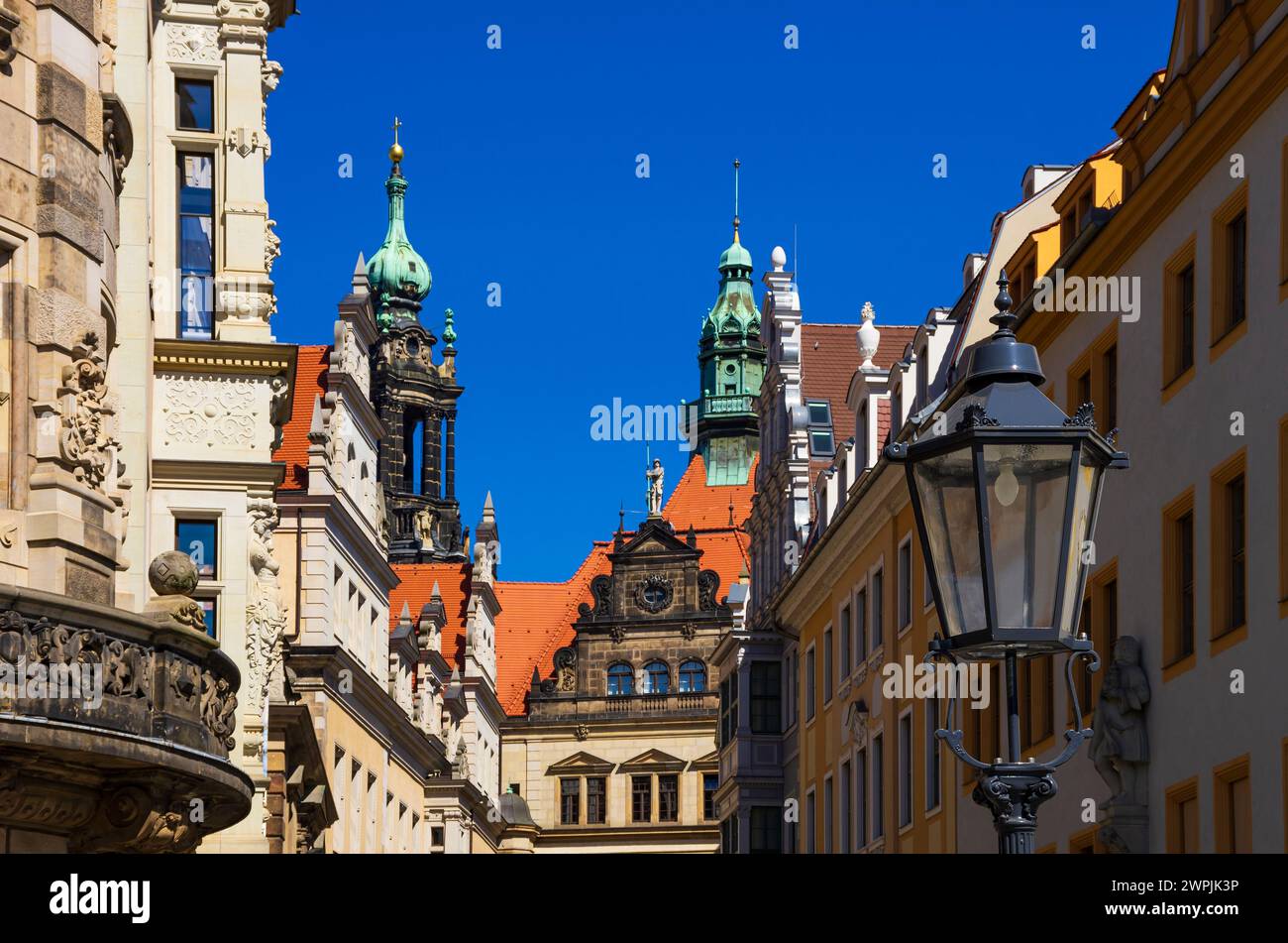 Storico complesso architettonico del palazzo residenziale a Dresda in Sassonia, Germania. Foto Stock