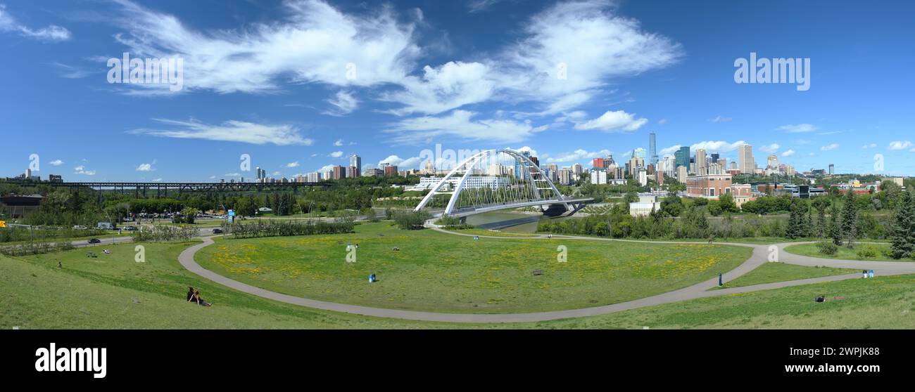 Paesaggio urbano estivo panoramico di Edmonton, Alberta, Canada. Foto Stock