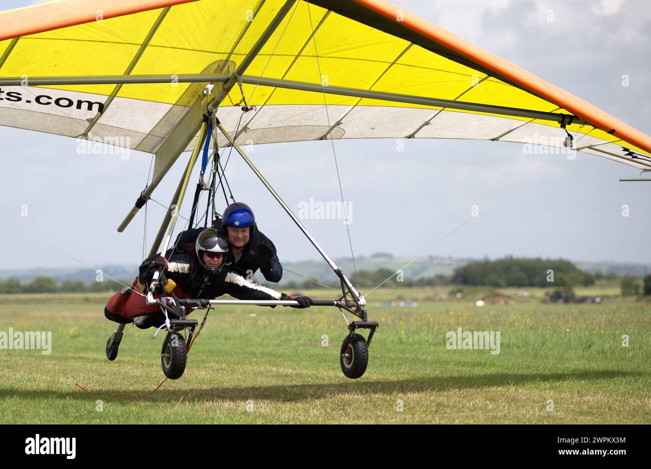 01/07/15 il veterano ferito viene trainato per il volo in tandem. *** STORIA COMPLETA QUI: HTTP://WWW.FSTOPPRESS.COM/ARTICLES/FLYING-FOR-HEROES/ *** Foto Stock