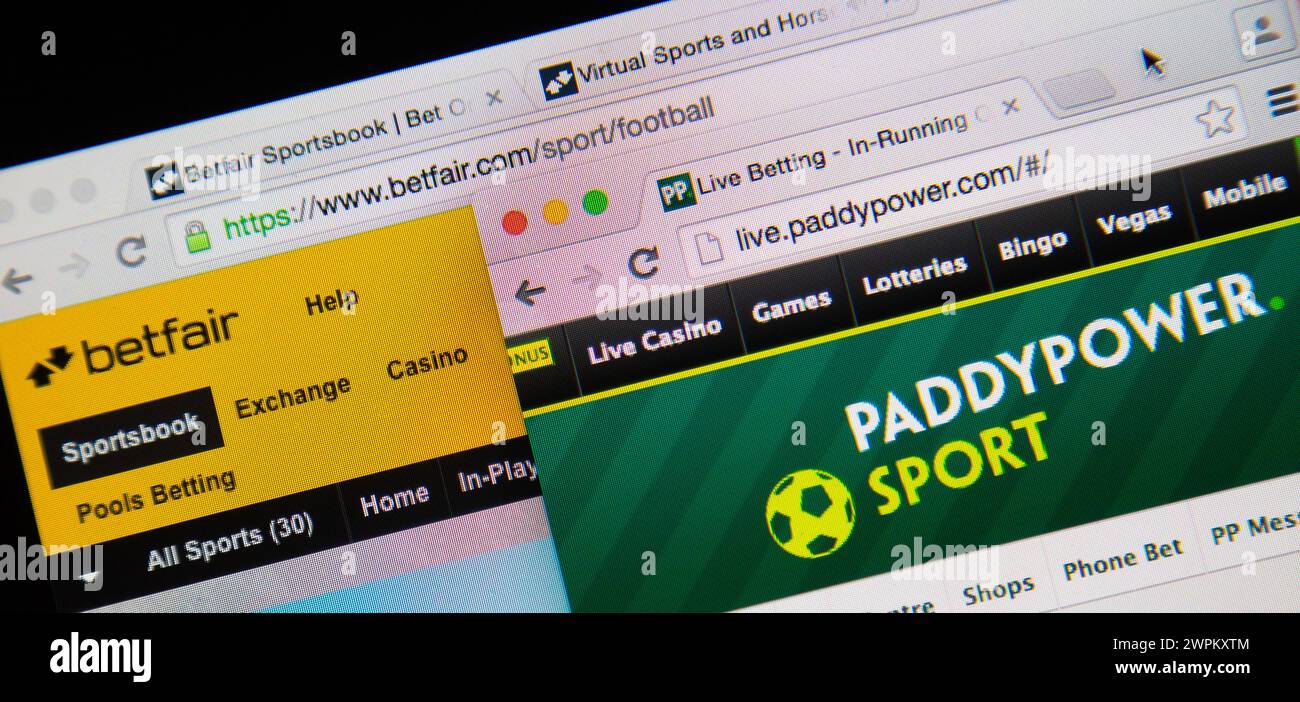 26/08/15. Foto di Paddy Power e delle pagine Web di Betfair oggi. Betfair e Paddy Power si fondono in un'offerta di €5 miliardi che creerebbe una delle Foto Stock