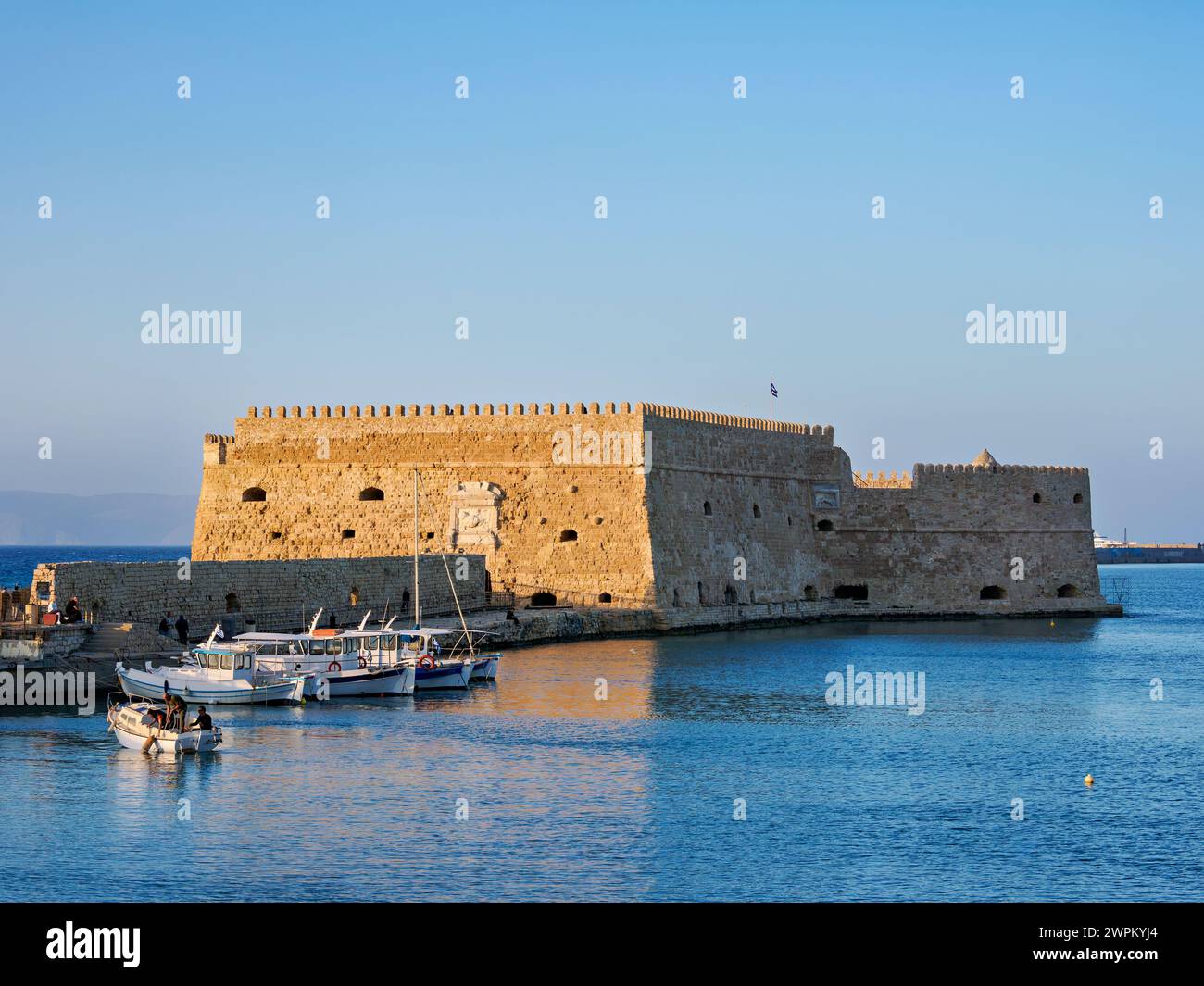 Fortezza di Koules al tramonto, città di Heraklion, Creta, isole greche, Grecia, Europa Foto Stock