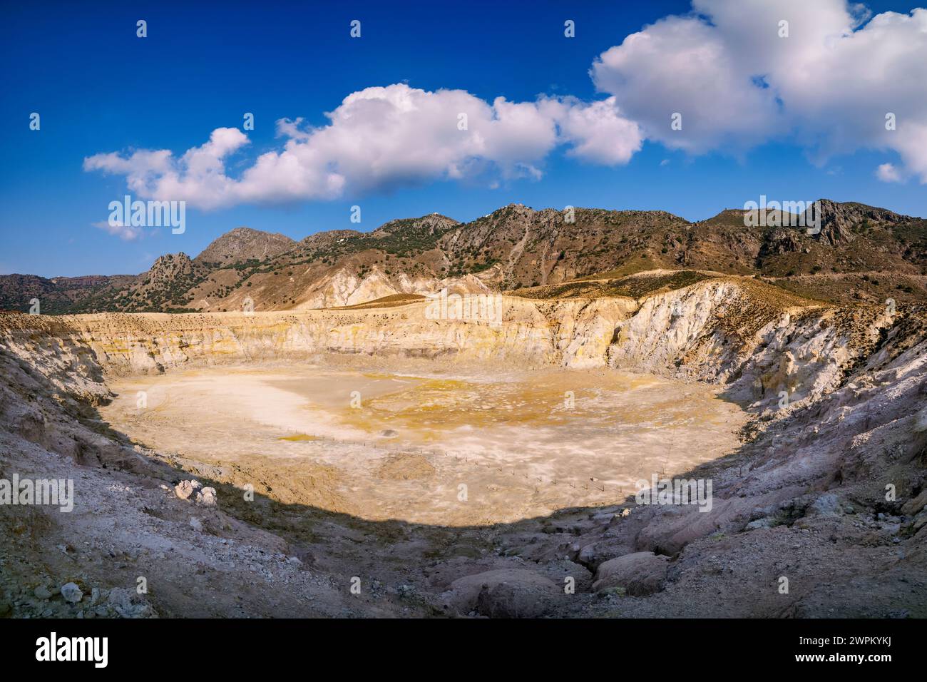 Cratere del vulcano Stefanos, isola di Nisyros, Dodecaneso, isole greche, Grecia, Europa Foto Stock