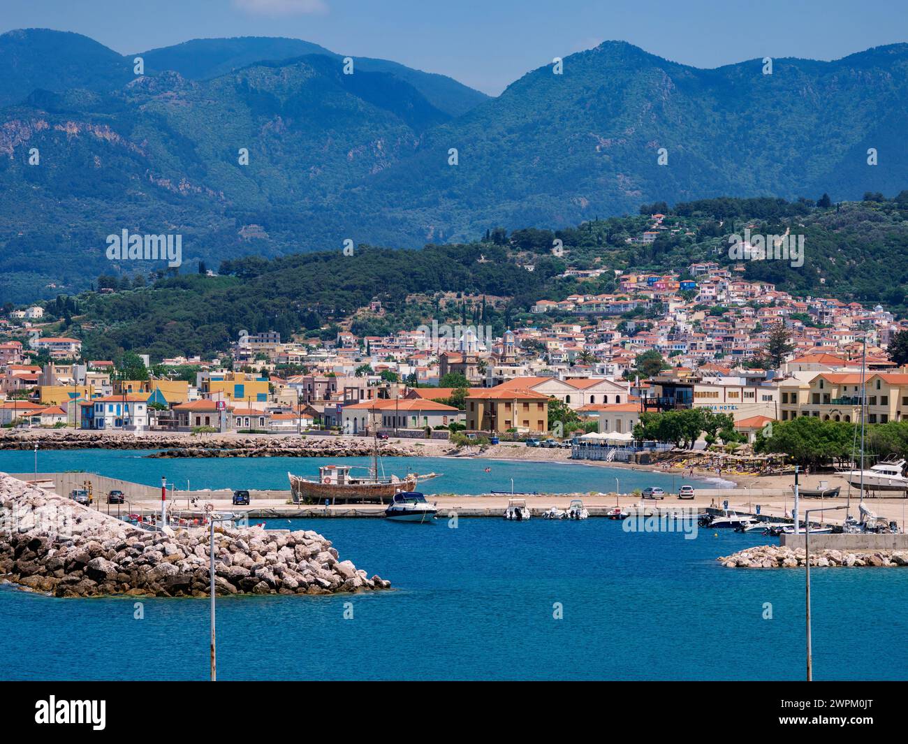 Porto di Karlovasi, Isola di Samos, Egeo settentrionale, Isole greche, Grecia, Europa Foto Stock