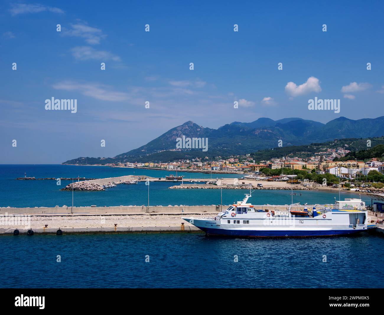 Porto di Karlovasi, Isola di Samos, Egeo settentrionale, Isole greche, Grecia, Europa Foto Stock