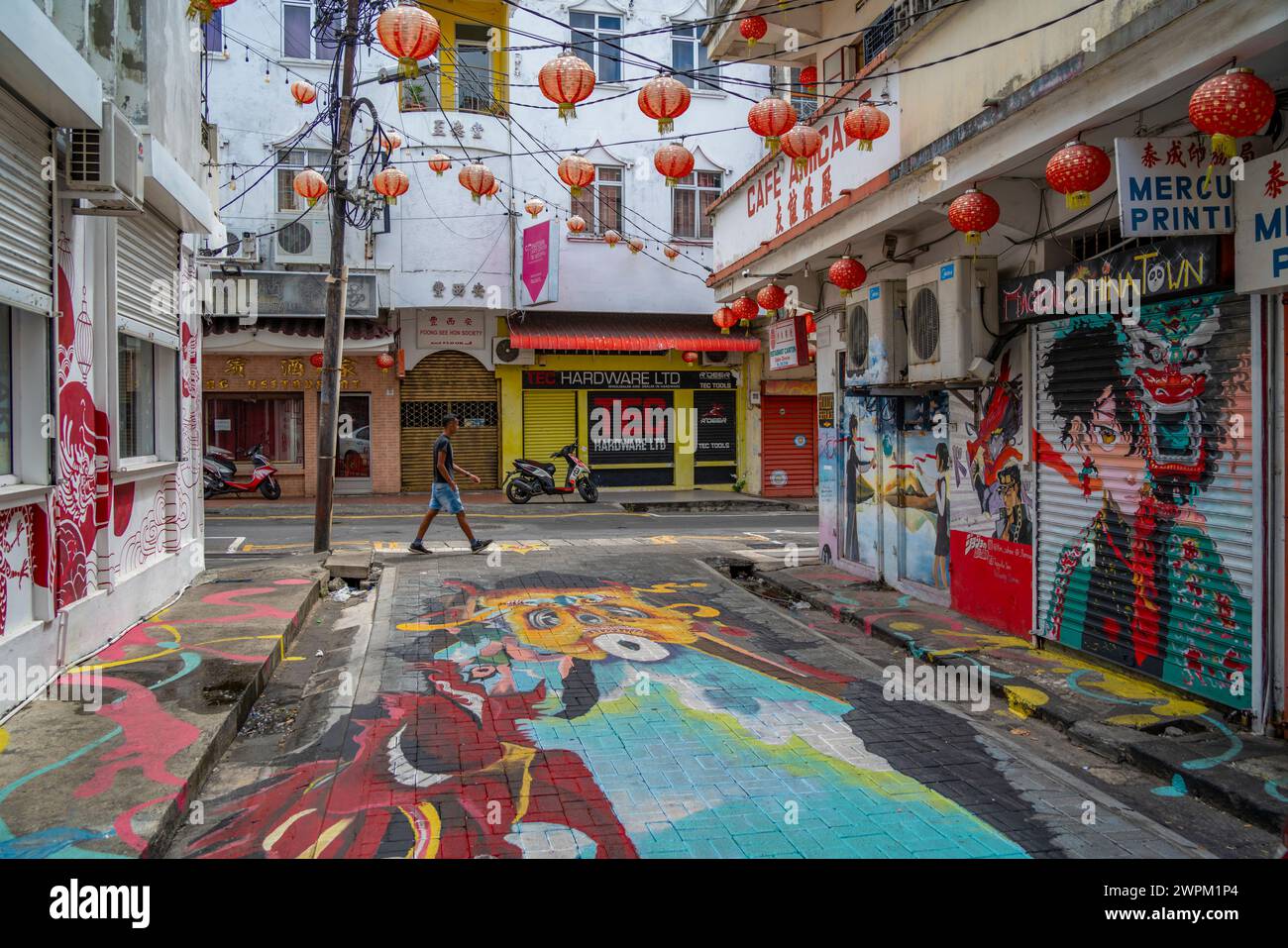 Vista della strada colorata di Chinatown, Port Louis, Mauritius, Oceano Indiano, Africa Foto Stock