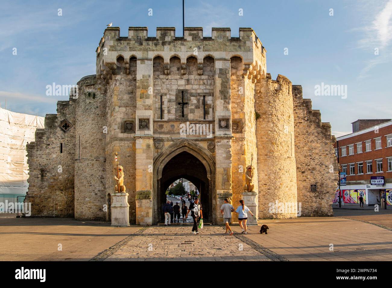 Porta medievale Bargate nel centro, Southampton, Hampshire, Gran Bretagna, Inghilterra Foto Stock