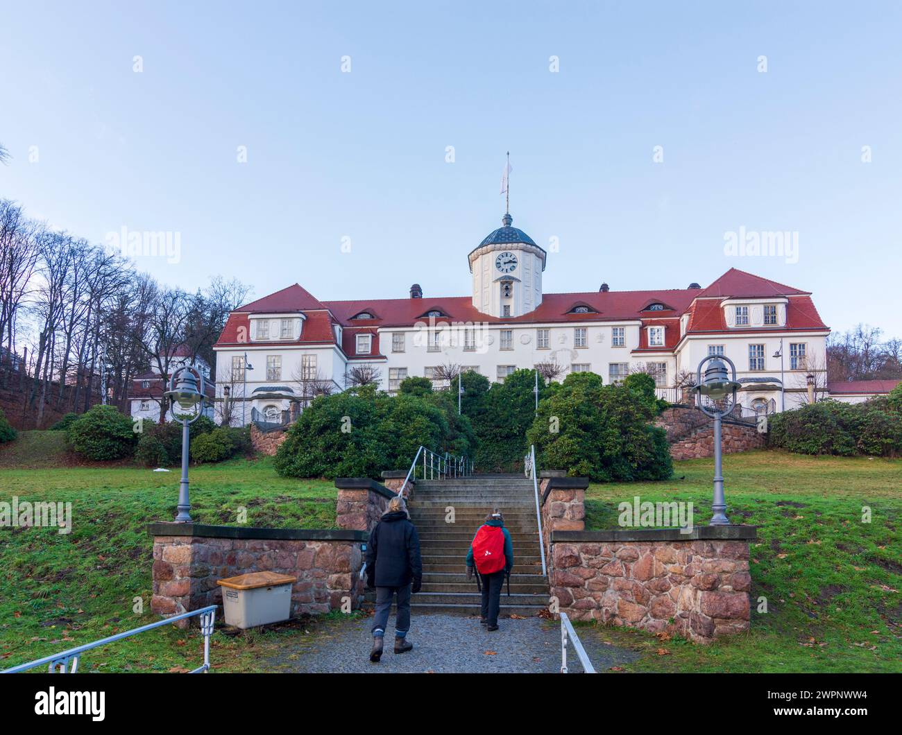 Bad Gottleuba-Berggießhübel, complesso curativo Medianklinik Bad Gottleuba con 34 edifici in stile Art Nouveau in un parco di 28 ettari sul pendio dell'Helleberg, Familienklinik Haus 16, Sassonia, Germania Foto Stock