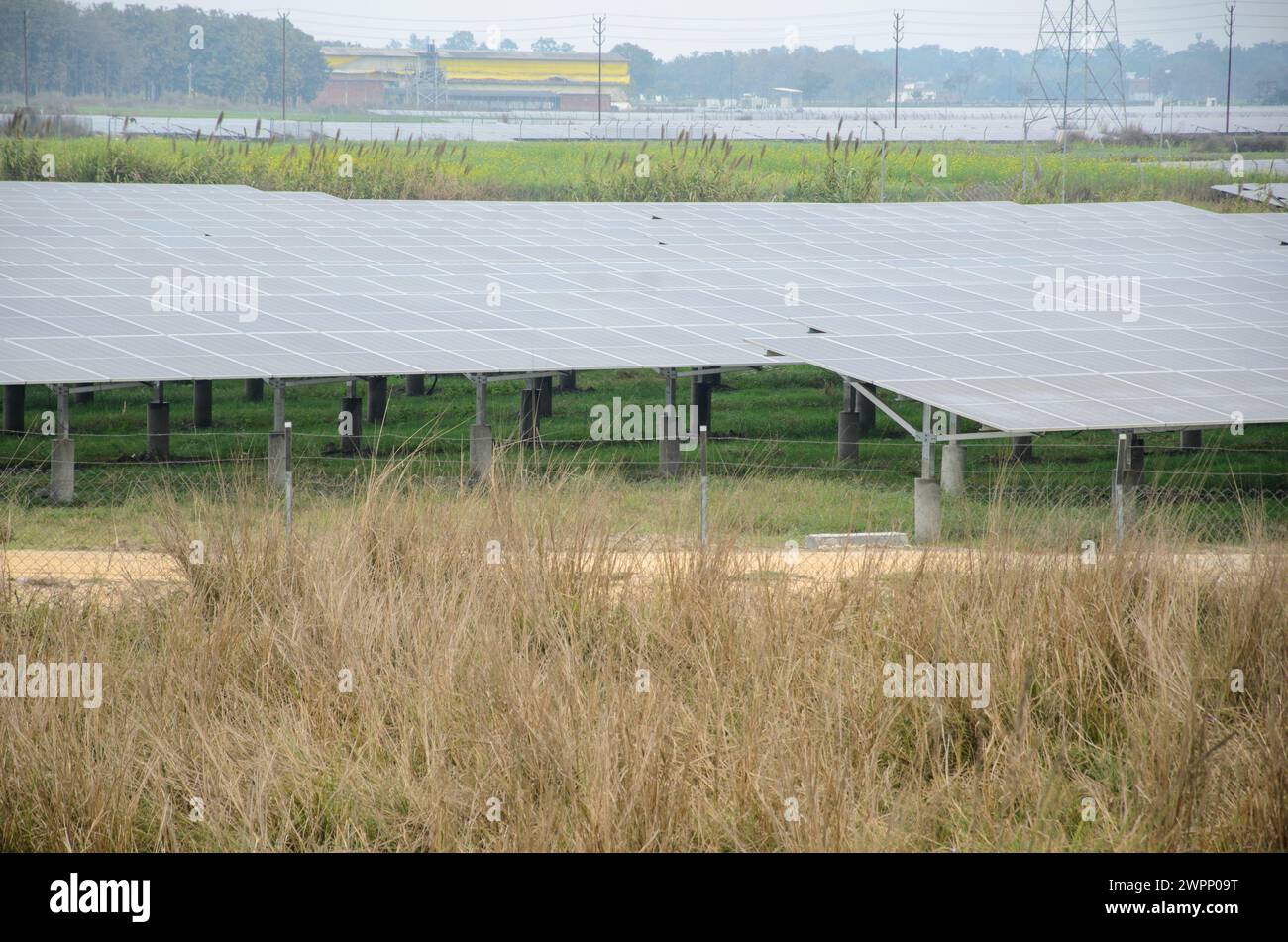 Centrale elettrica solare, centrale solare , questa centrale elettrica è girata in India Foto Stock