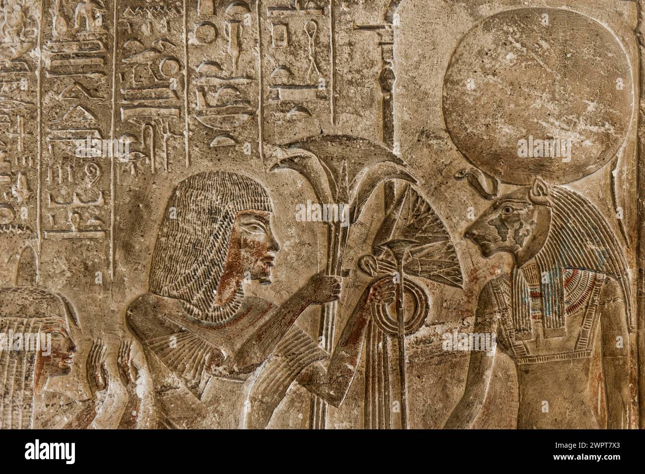 Geroglifici su un piatto come sollievo, messaggio, disegno, egiziano, regno, antichità, storia mondiale, storia, tradizione, cultura, storia culturale Foto Stock