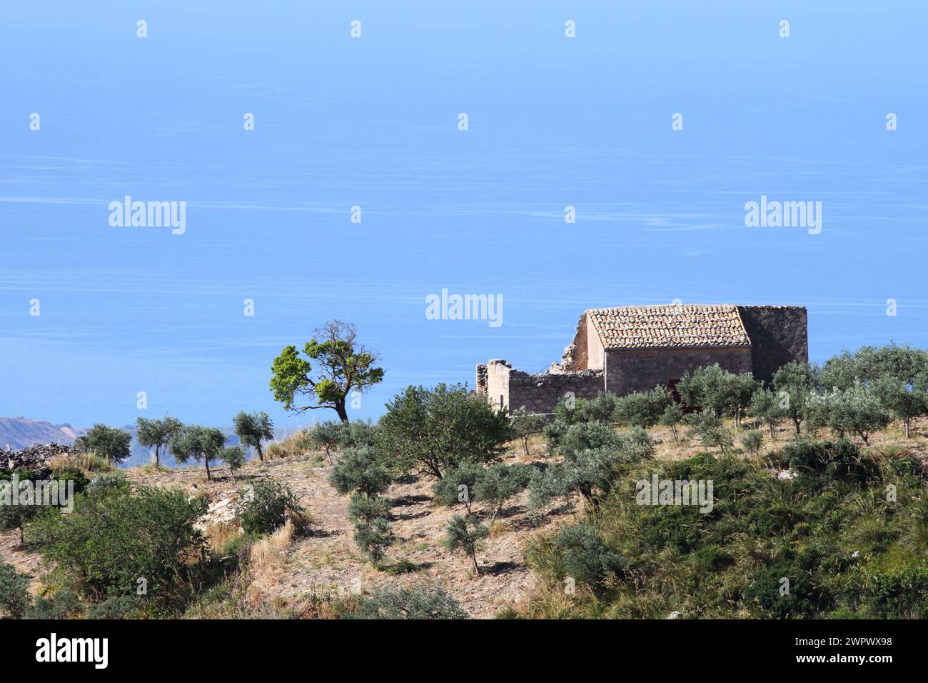 Viste mozzafiato dalle alture di Caltabellotta, Sicilia, Italia Foto Stock