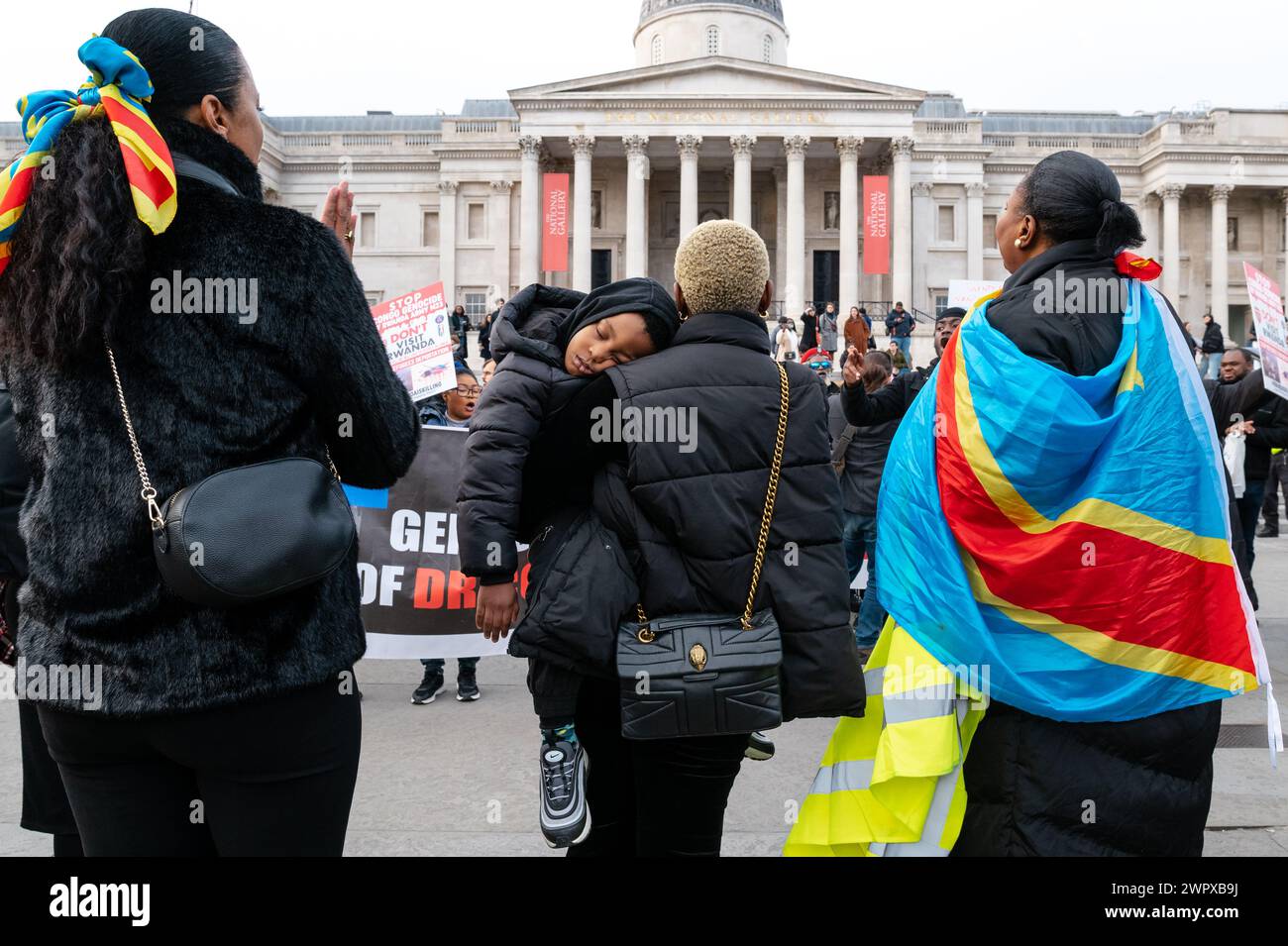 Londra, Regno Unito. 9 marzo 2024. Protesta a sostegno delle donne danneggiate, stuprate e uccise nella Repubblica Democratica del Congo. I manifestanti marciano dalla BBC Broadcasting House a Trafalgar Square. Crediti: Andrea Domeniconi/Alamy Live News Foto Stock