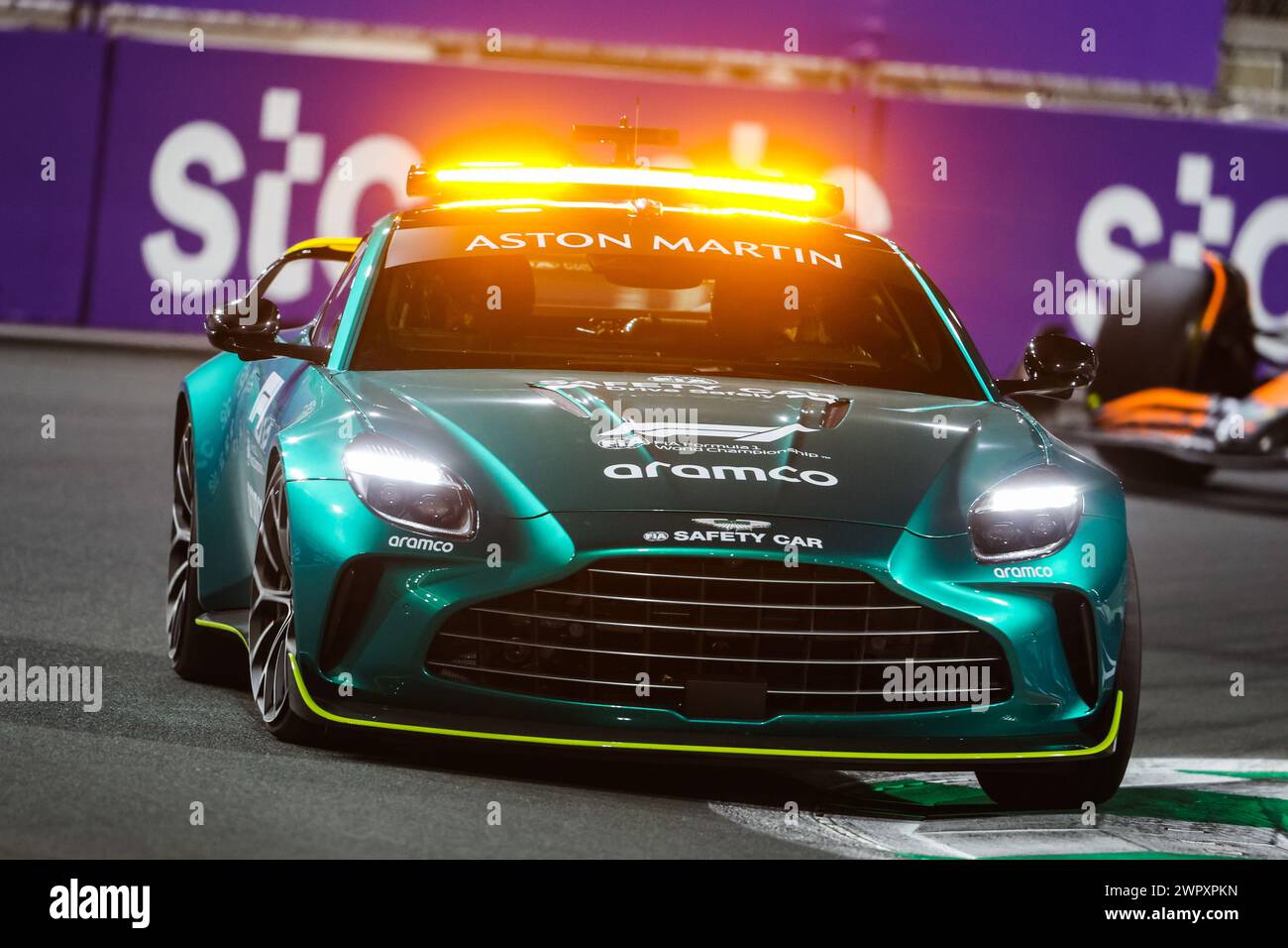 Jeddah, Arabie Saoudite. 9 marzo 2024. aston-martin safety car, durante il Gran Premio dell'Arabia Saudita di Formula 1 STC 2024, 2° round del Campionato del mondo di Formula 1 2024 dal 7 al 9 marzo 2024 sul circuito di Jeddah Corniche, a Jeddah, Arabia Saudita - Photo Antonin Vincent/DPPI Credit: DPPI Media/Alamy Live News Foto Stock