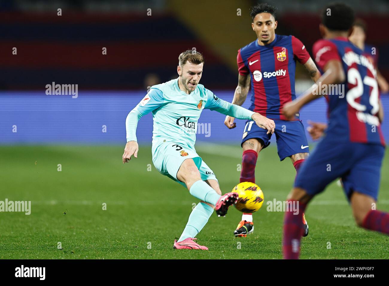 Barcellona, Spagna. 8 marzo 2024. Toni lato (Mallorca) calcio: Partita spagnola "LaLiga EA Sports" tra FC Barcelona 1-0 RCD Mallorca all'Estadi Olimpic Lluis Companys di Barcellona, Spagna. Crediti: Mutsu Kawamori/AFLO/Alamy Live News Foto Stock