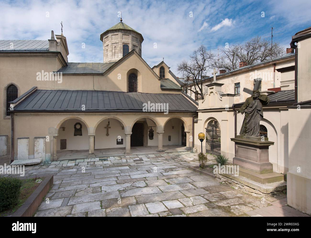 Cattedrale armena di Leopoli, cortile, Ucraina Foto Stock