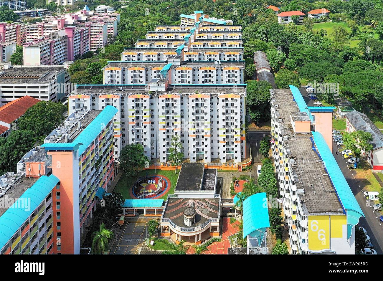 SINGAPORE - 5 FEBBRAIO 2024: Circa 2.000 appartamenti vuoti in 17 isolati a Tanglin Halt costituiranno la maggior parte della fornitura extra di alloggi in affitto ad interim. Foto Stock