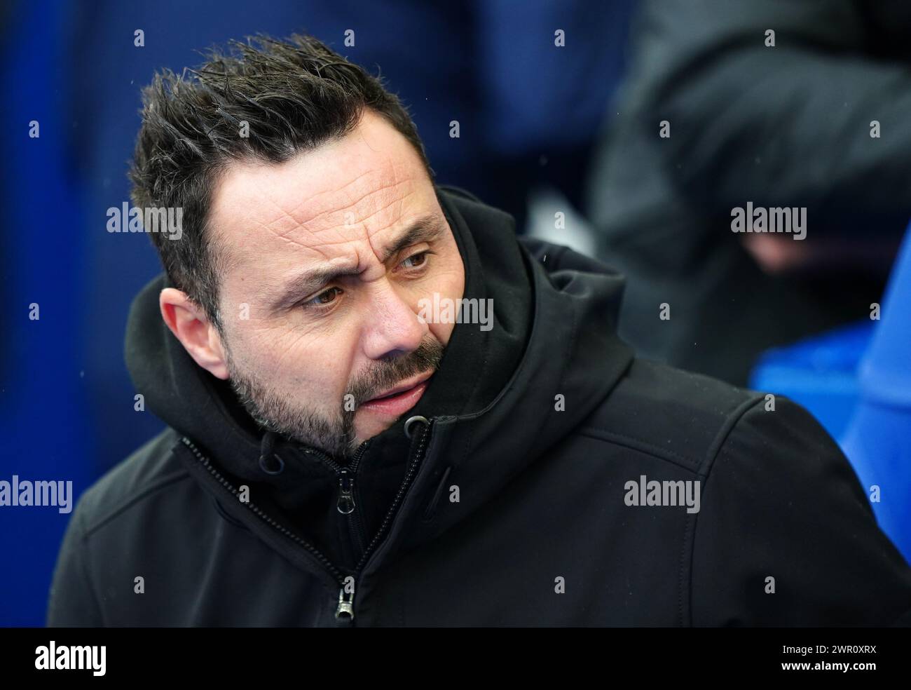 Brighton e l'allenatore di Hove Albion Roberto De Zerbi davanti alla partita di Premier League all'American Express Stadium di Brighton. Data foto: Domenica 10 marzo 2024. Foto Stock