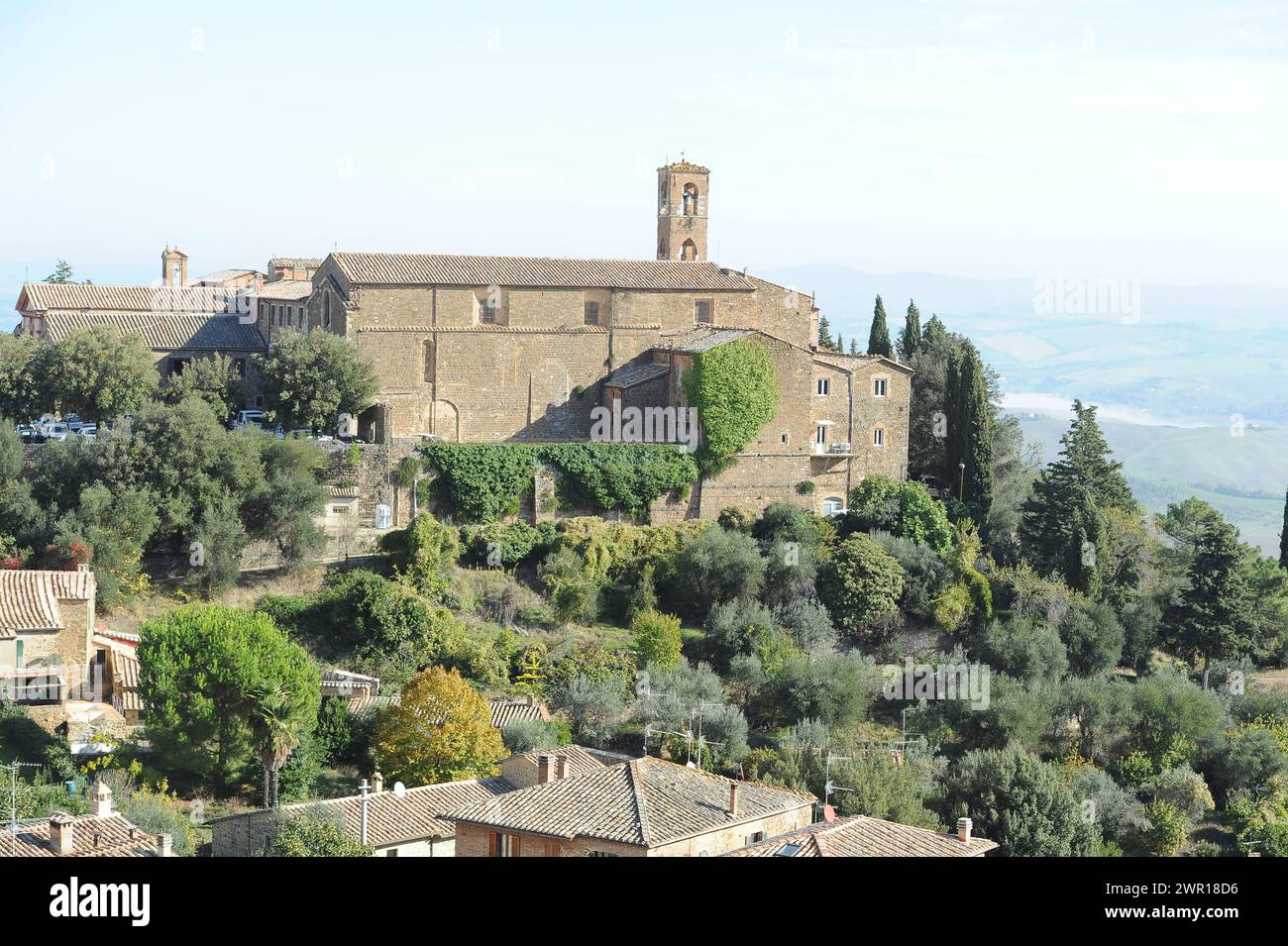 La città di Montalcino in Val d'Orcia nel cuore della Toscana/la città di Montalcino in Val d'Orcia nel cuore della Toscana Foto Stock