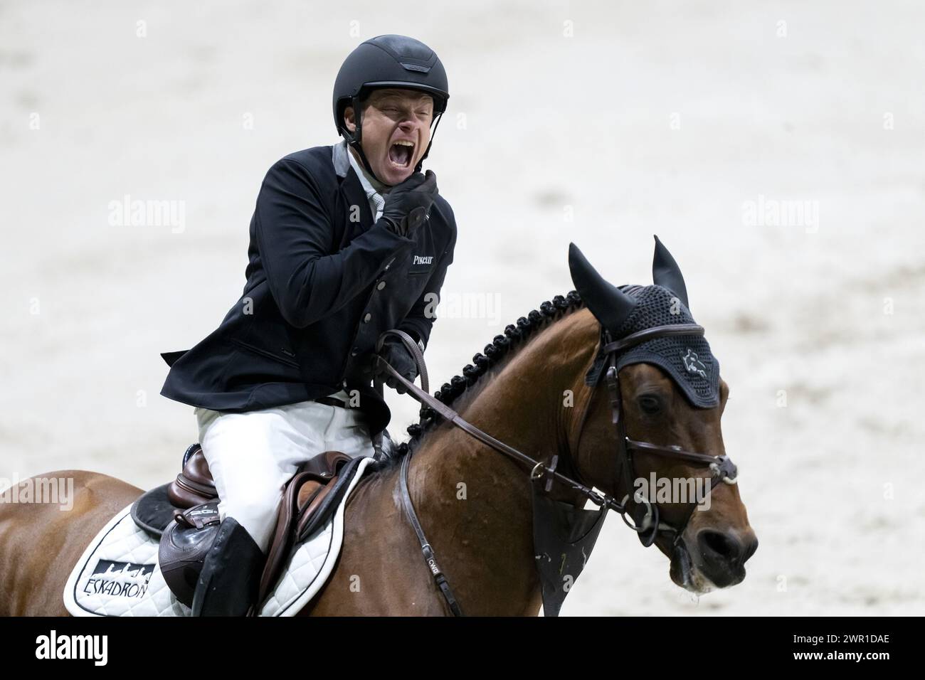 DEN BOSCH - Willem Greve (NED) sulla Highway TN NOP vince il Rolex Grand Prix, Jumping International con salto, ai Masters olandesi nel Brabanthallen. LEVIGATRICE ANP KONING Foto Stock