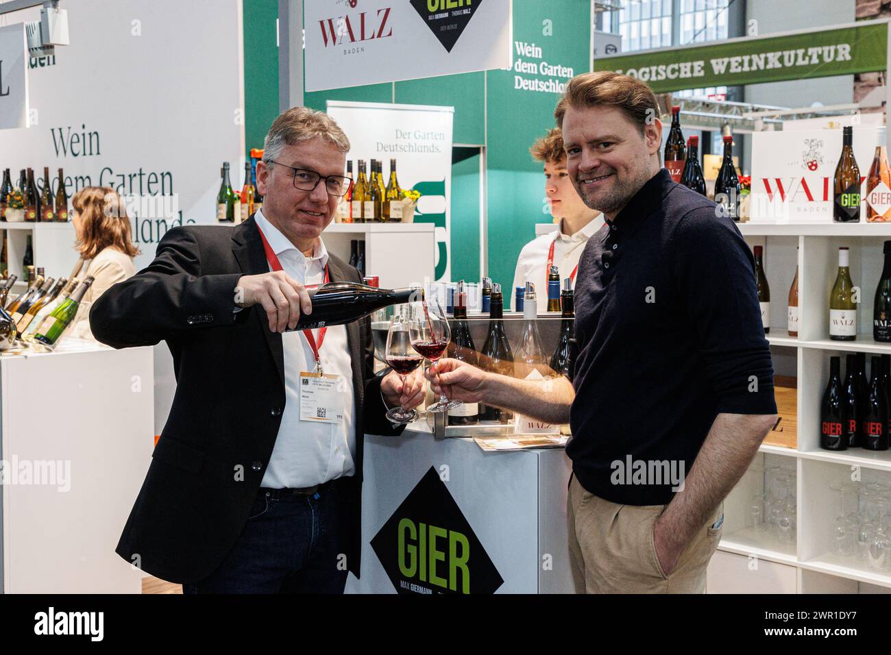 10.03.2024. Düsseldorf. Il comico Max Giermann präsentiert als Gastwinzer auf der ProWein 2024 Seine eigens mitentwickelte Weinlinie 'Gier' vom Badener Foto Stock