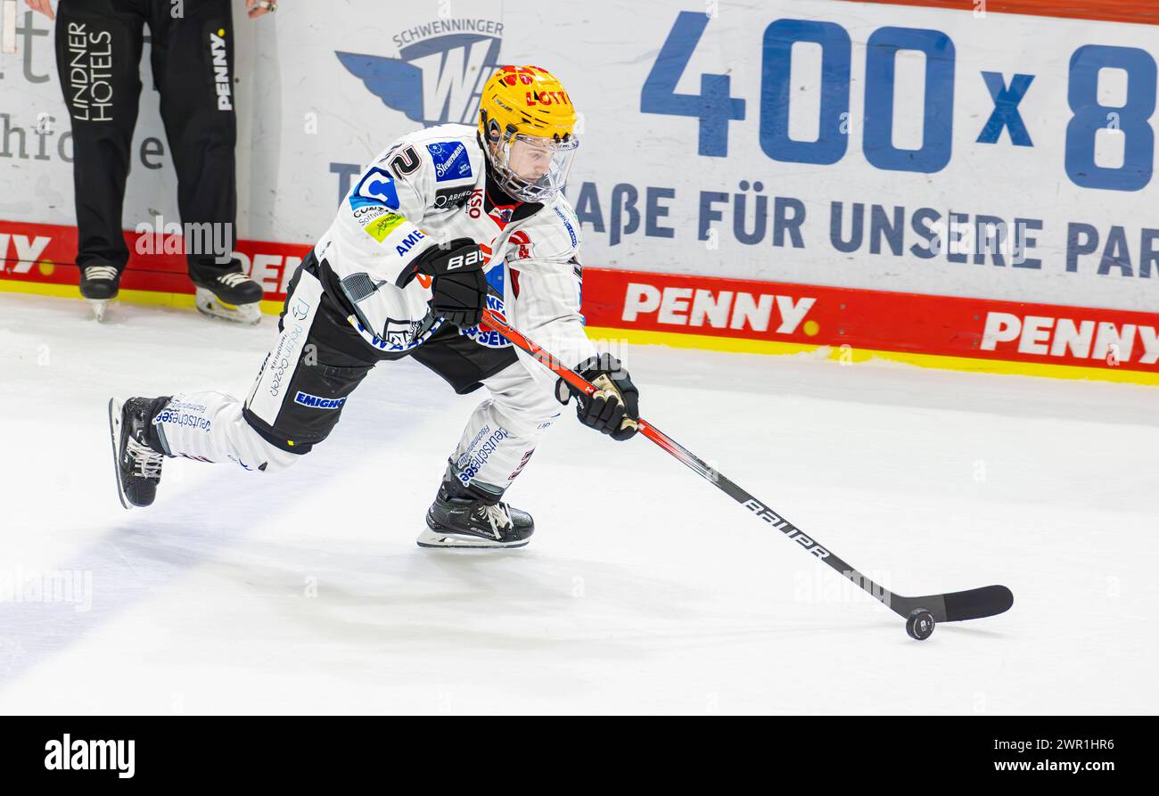 Schwenninger Wild Wings - Pinguins Bremerhaven, Helios Arena, Penny DEL, 30. Spieltag Hauptrunde: N. 32 Nicolas Appendino, Verteidiger Pinguins Bremerha Foto Stock