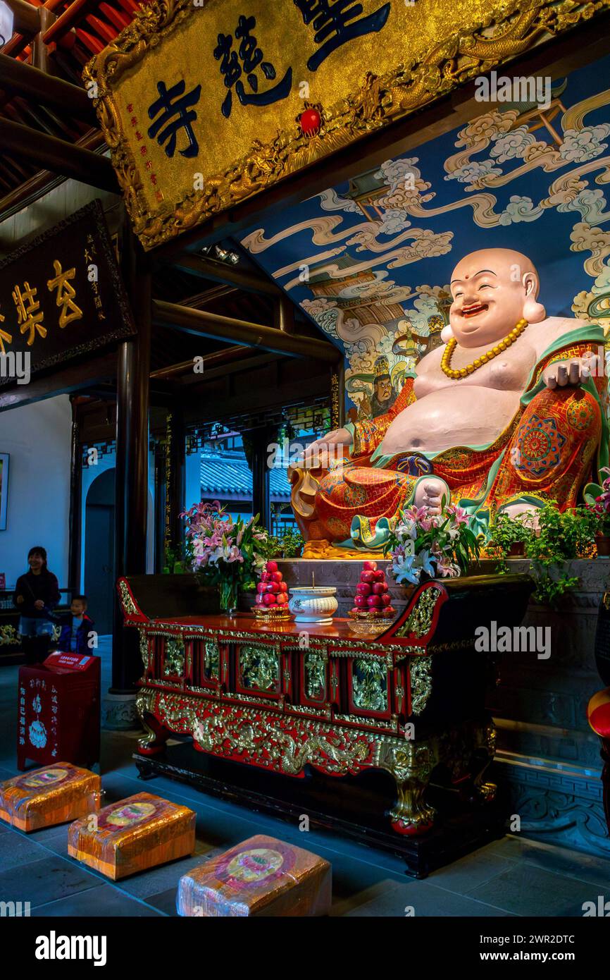 Chengdu, Cina, Sichuan, Centro storico della città Vecchia, tempio buddista "da ci", Monumento, Arte della Statua del Buddha, bouddha della statua, storia cinese Foto Stock