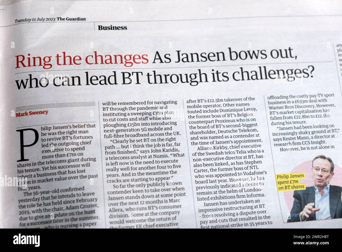 "Suonate i cambiamenti mentre "Philip" Jansen si inchina, chi può guidare BT attraverso le sue sfide?" Titolo del quotidiano Guardian CEO di British Telecom 11 luglio 2023 Foto Stock