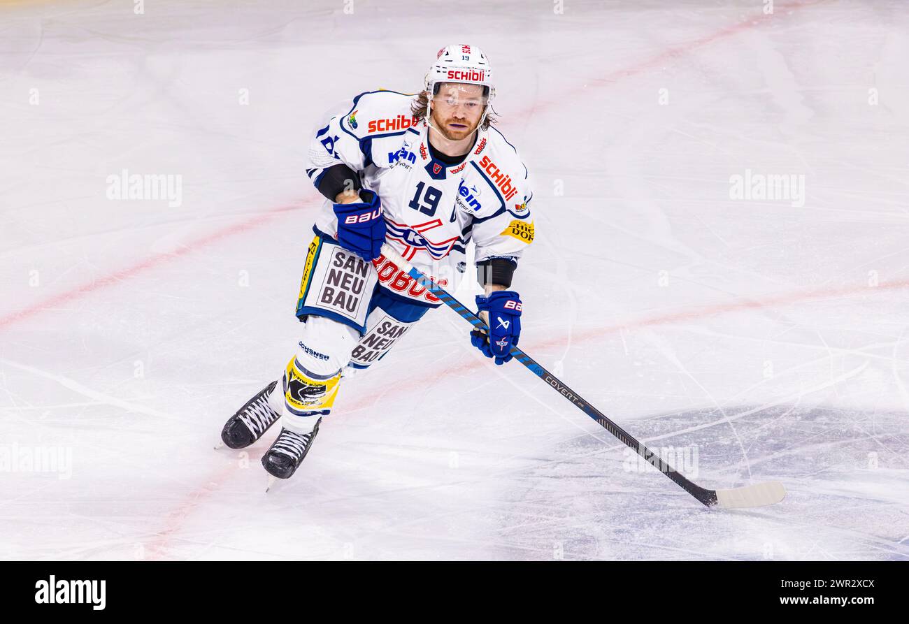 ZSC Lions - EHC Kloten, Swiss Life Arena, National League NL, stagione regolare: #19 Steve Kellenberger, Verteidiger EHC Kloten. (Zürich, Schweiz, 20.01. Foto Stock