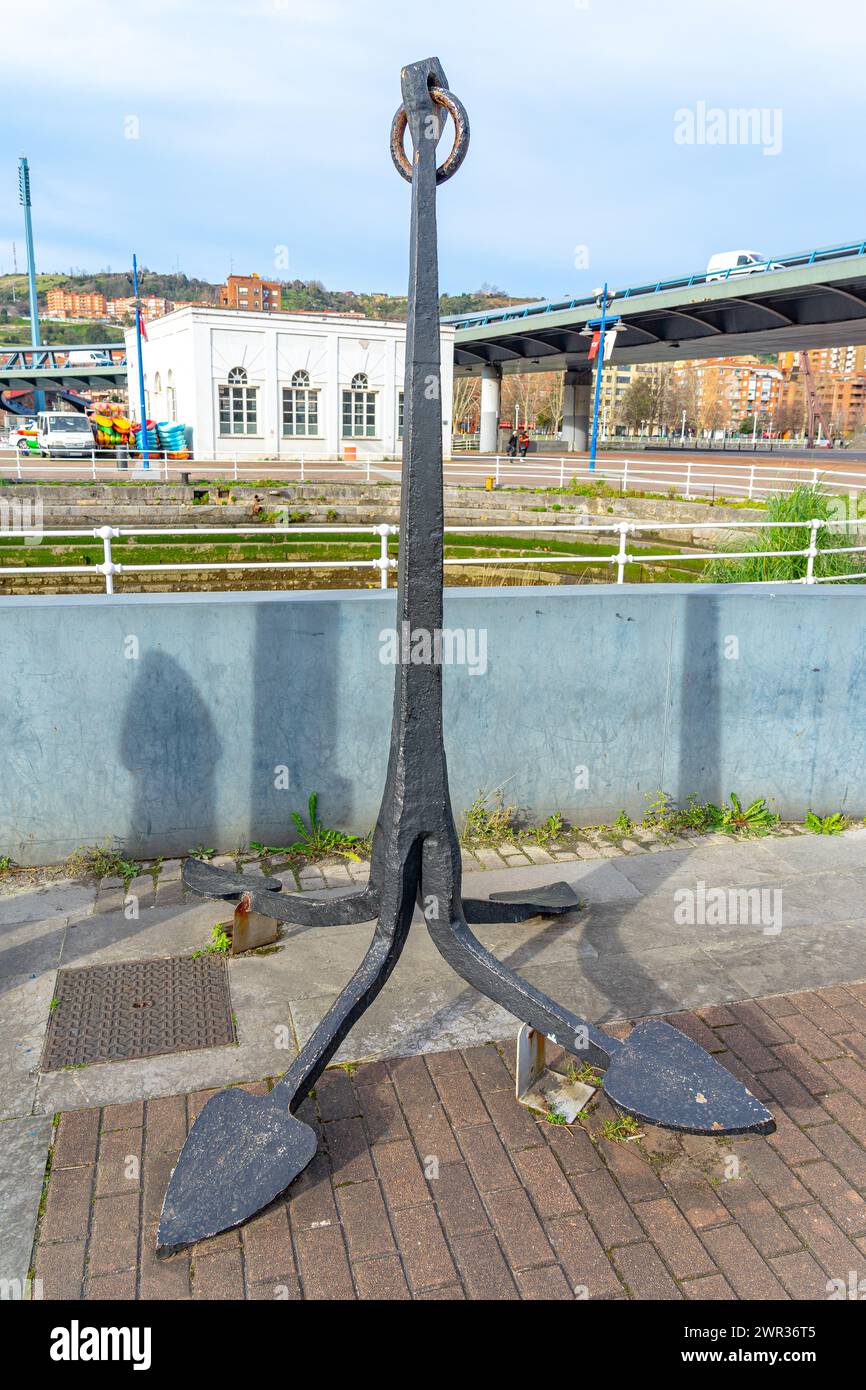 Ancora appartenente al museo della marina di Bilbao-Paesi Baschi-Spagna.13-3-2024 Foto Stock