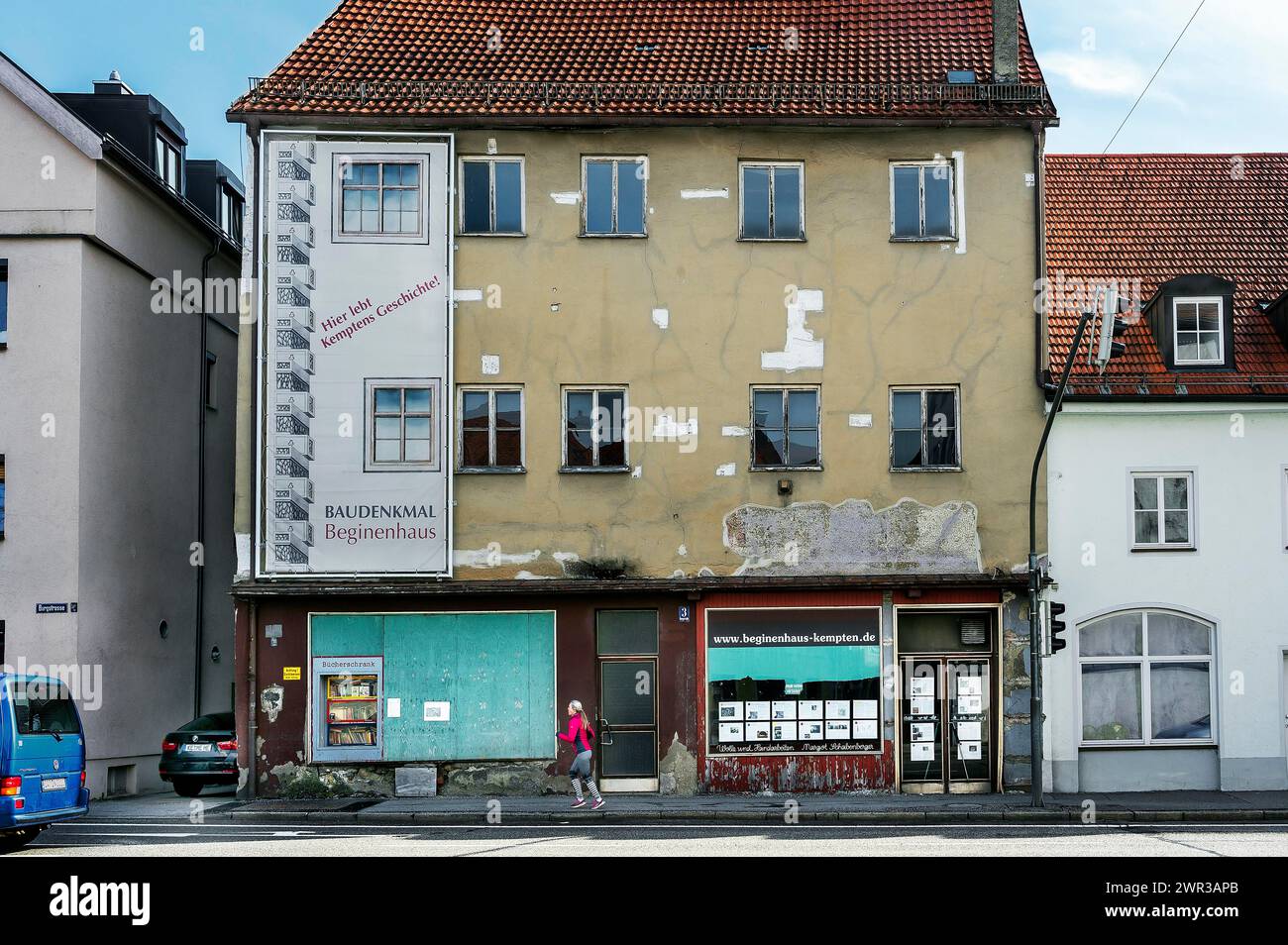 Il beghinaggio di 650 anni è vuoto da oltre 35 anni. Le beghine sono donne pie, Kempten, Allgaeu, Baviera, Germania Foto Stock