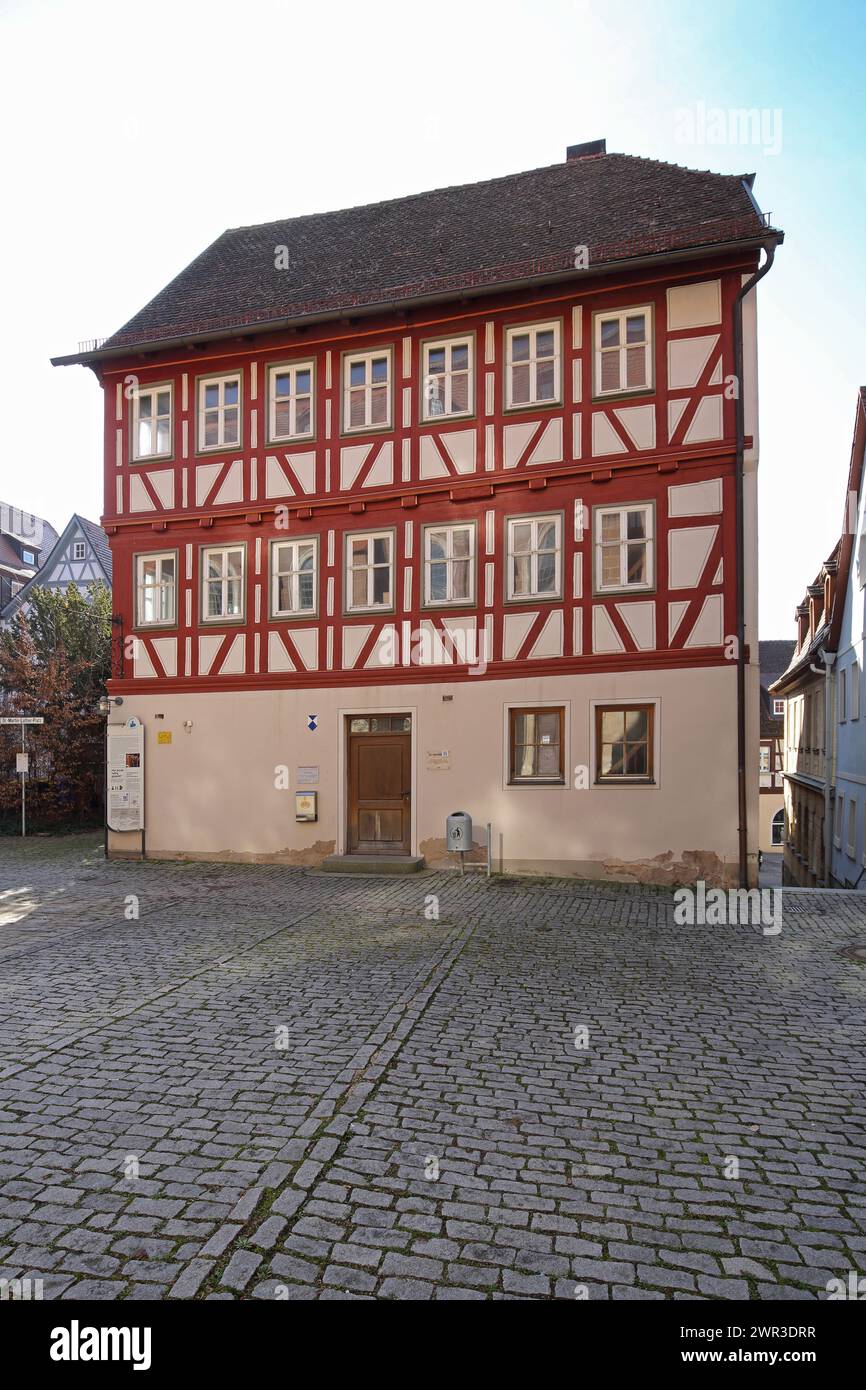 Casa in legno, ex scuola latina, Doktor-Martin-Luther-Platz, Bad Windsheim, Franconia media, Franconia, Baviera, Germania Foto Stock