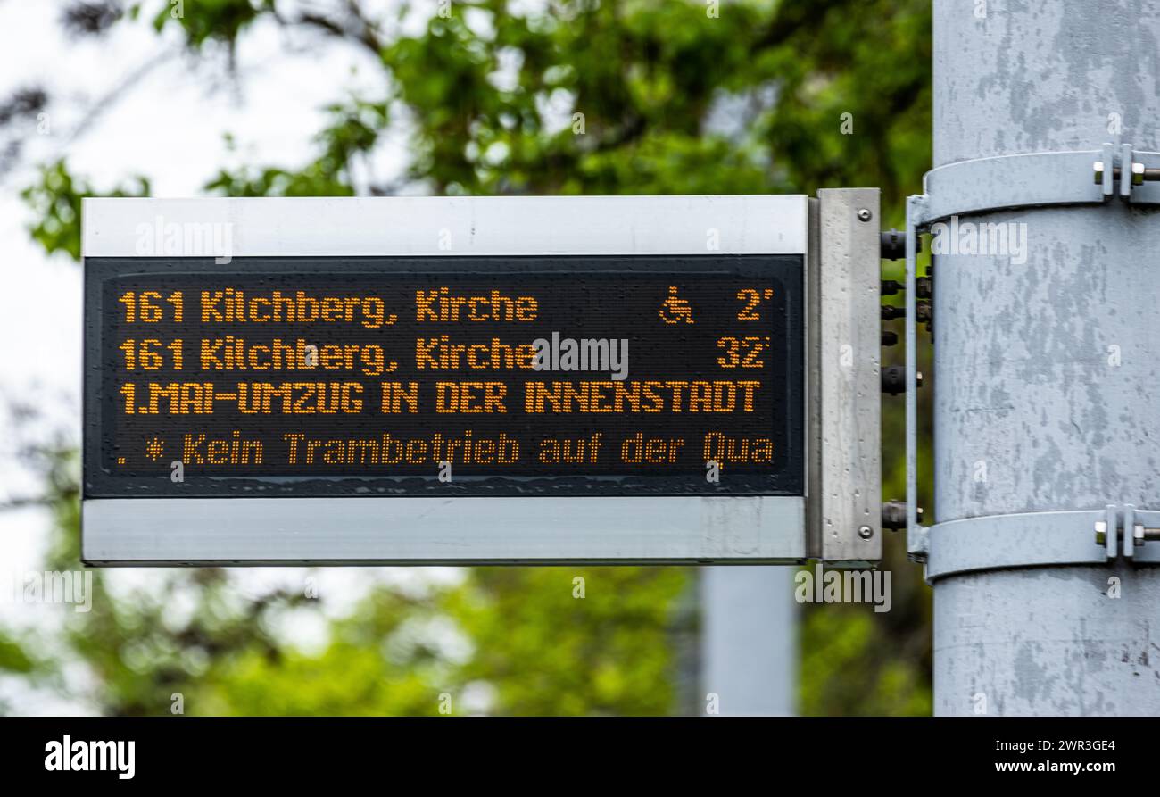 Der Tramverkehr der Zürcher Verkehrsbetriebe im ganzen Tagesverlauf an unterschiedlichen Orten beeinträchtig. (Zürich, Schweiz, 1. Mai 2023) Foto Stock