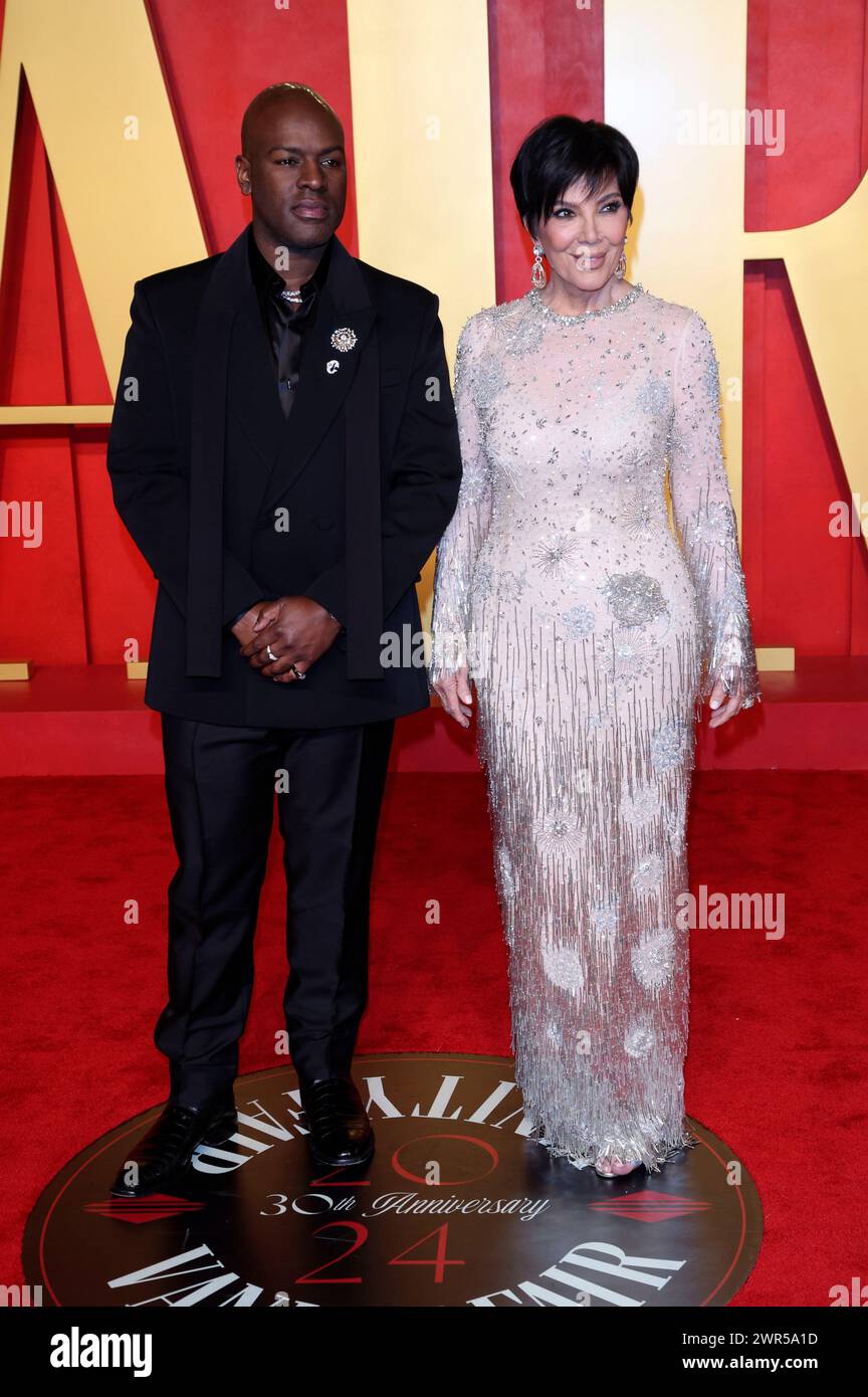 Kris Jenner MIT Partner Corey Gamble bei der Vanity Fair Oscar Party 2024 anlässlich der 96. Oscar-Verleihung im Wallis Annenberg Center for the Performing Arts Beverly Hills, 10.03.2024 anni Foto Stock