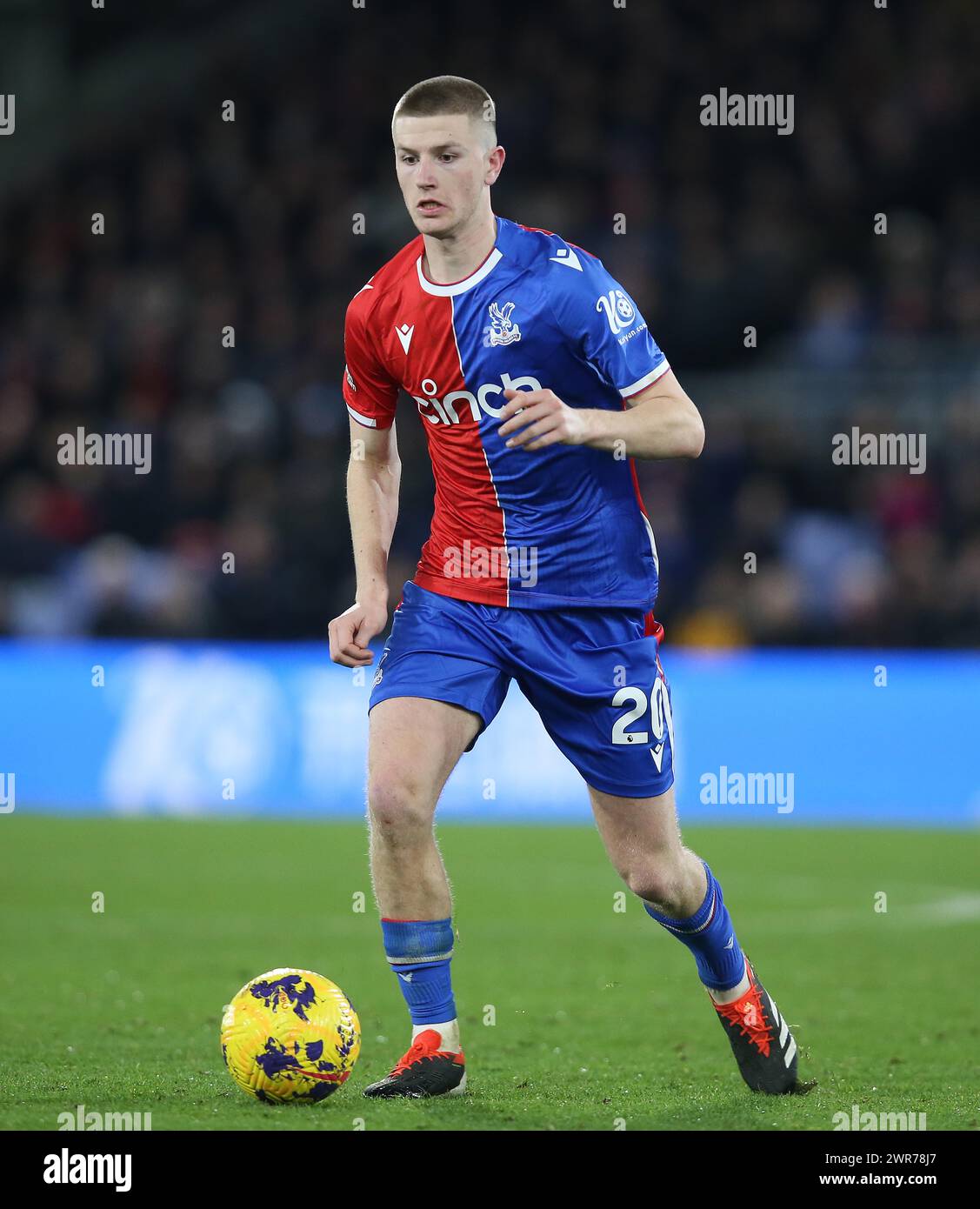 Adam Wharton di Crystal Palace . - Crystal Palace contro Chelsea, Premier League, Selhurst Park Stadium, Croydon, Regno Unito - 12 febbraio 2024. Solo per uso editoriale - si applicano restrizioni DataCo. Foto Stock