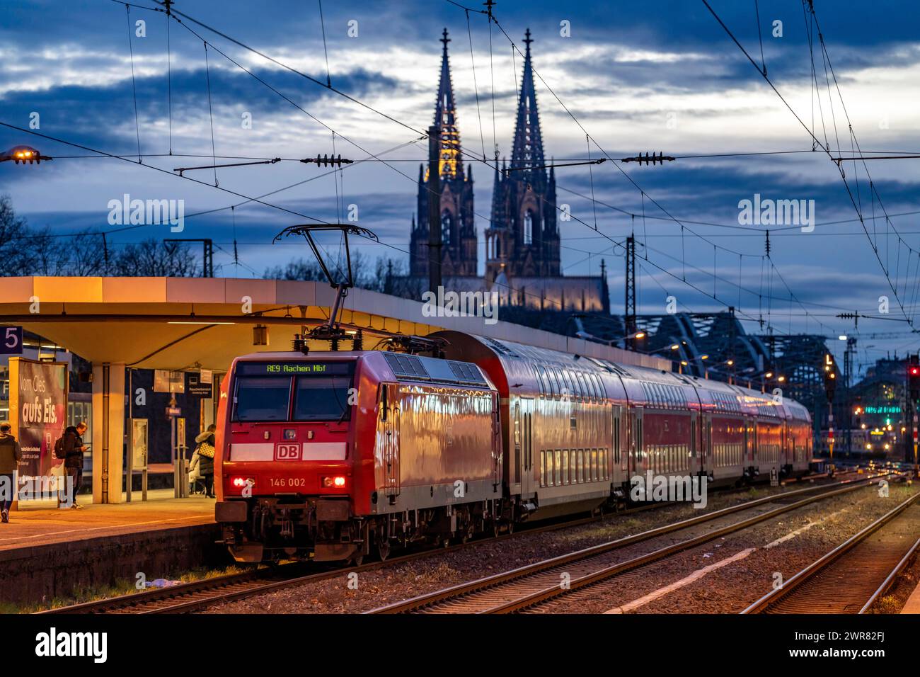 Fiera di Colonia/Deutz, piattaforma, Cattedrale di Colonia, Colonia, NRW, Germania Foto Stock