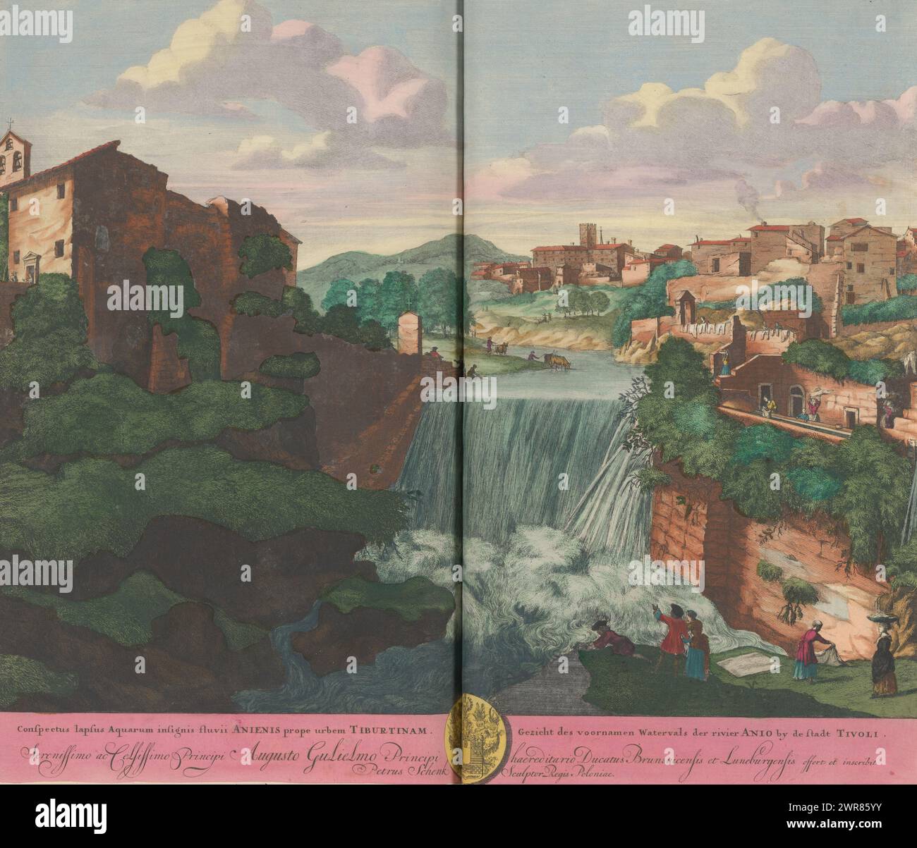 Cascata nel fiume Aniene a Tivoli, Conspectus lapsus aquarum insignis fluvii Anienis prope urbem Tiburtinam / Vista dei primi nomi Cascate del fiume Anio presso la città di Tivoli (titolo sull'oggetto), Vista di una cascata nel fiume Aniene a Tivoli. Titolo in latino e olandese nel margine inferiore. La stampa fa parte di un album., stampatore: Pieter Schenk (i), Anna Beeck, Pieter Schenk (i), stampatore: Amsterdam, l'Aia, 1670 - 1711 e/o 1693 - 1717, carta, incisione, altezza 495 mm x larghezza 592 mm, stampa Foto Stock