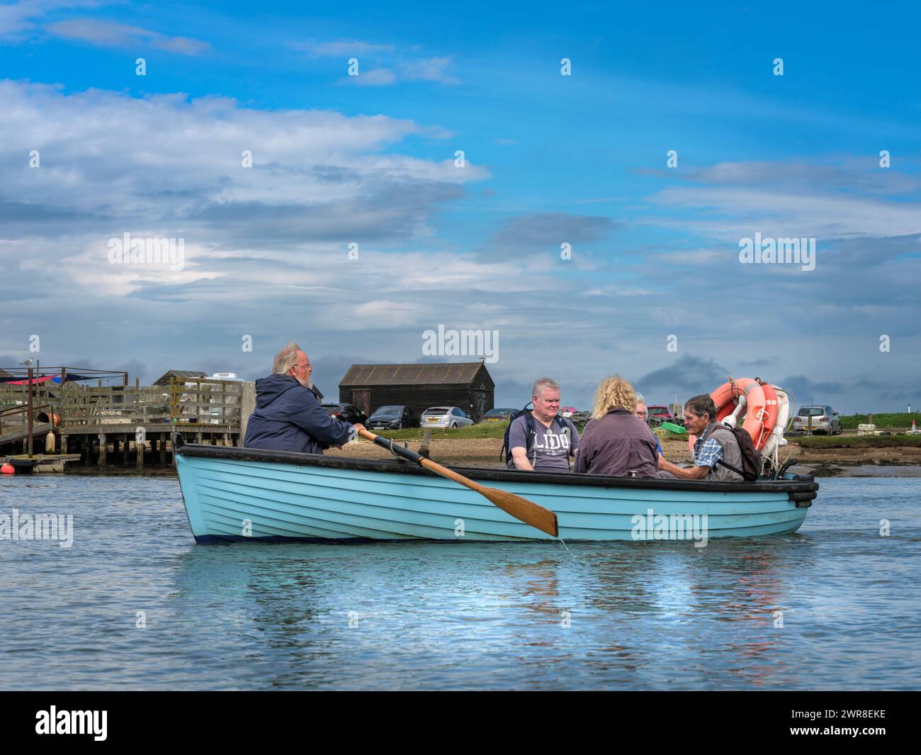 Southwold, Suffolk, Inghilterra - il popolare Southwold - Walberswick Ferry è un servizio di traghetto a conduzione familiare attraverso il fiume Blyth a Blackshore Foto Stock