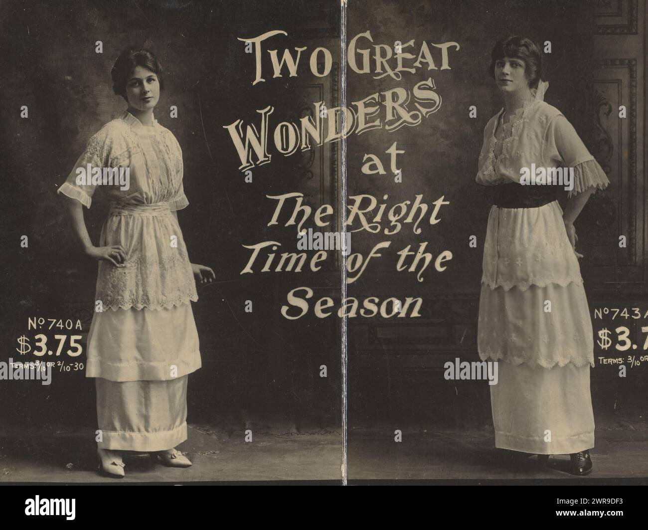 Biglietto doppio con pubblicità di moda Gottlieb & Rosenblatt (moda femminile), anonimo, Stati Uniti d'America, 1914, supporto fotografico, stampa in gelatina argento, altezza 139 mm x larghezza 176 mm Foto Stock