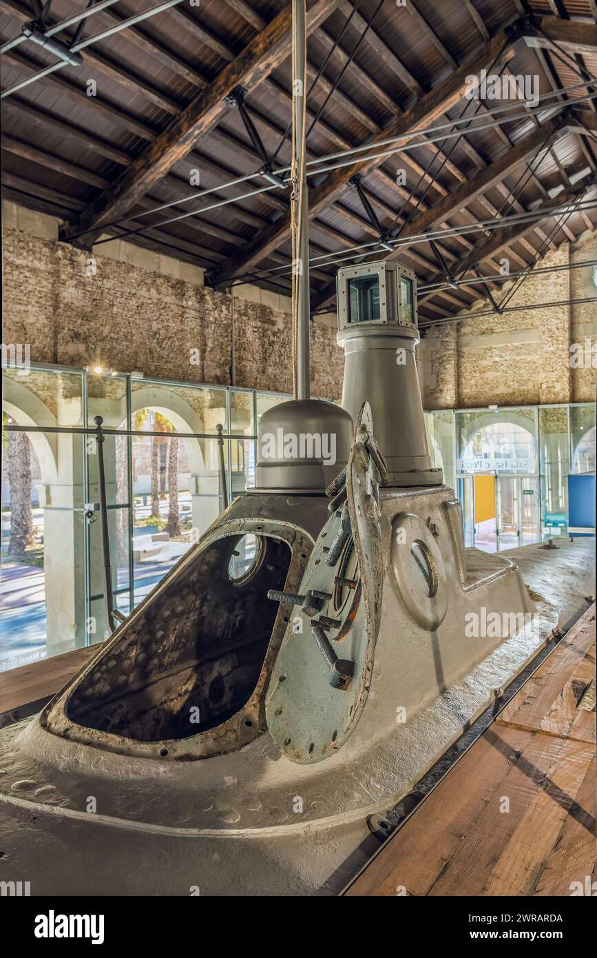 Museo Navale di Cartagena - stanza dell'eredità di Isaac Peral - il primo sottomarino al mondo. Regione di Murcia, Spagna, Europa Foto Stock