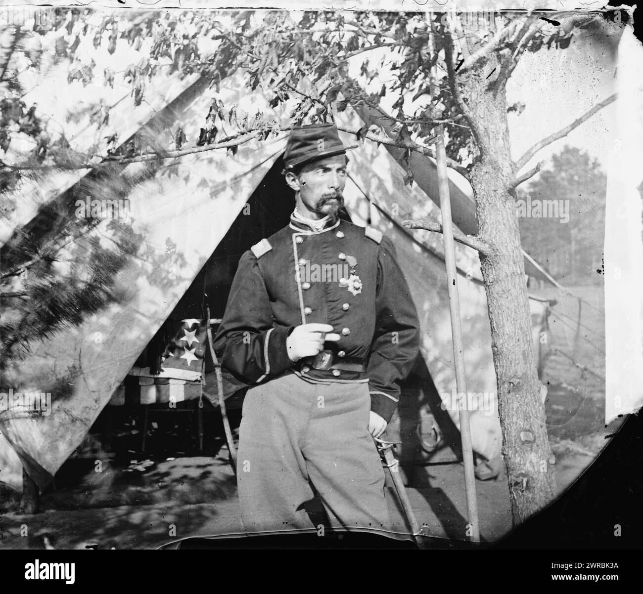 Colonnello Alfred N. Duffie, 1st Rhode Island Cavalry, U.S.A., 1862 luglio., Stati Uniti, storia, Civil War, 1861-1865, Glass negative, 1860-1870, 1 negativo: vetro, collodion bagnato Foto Stock