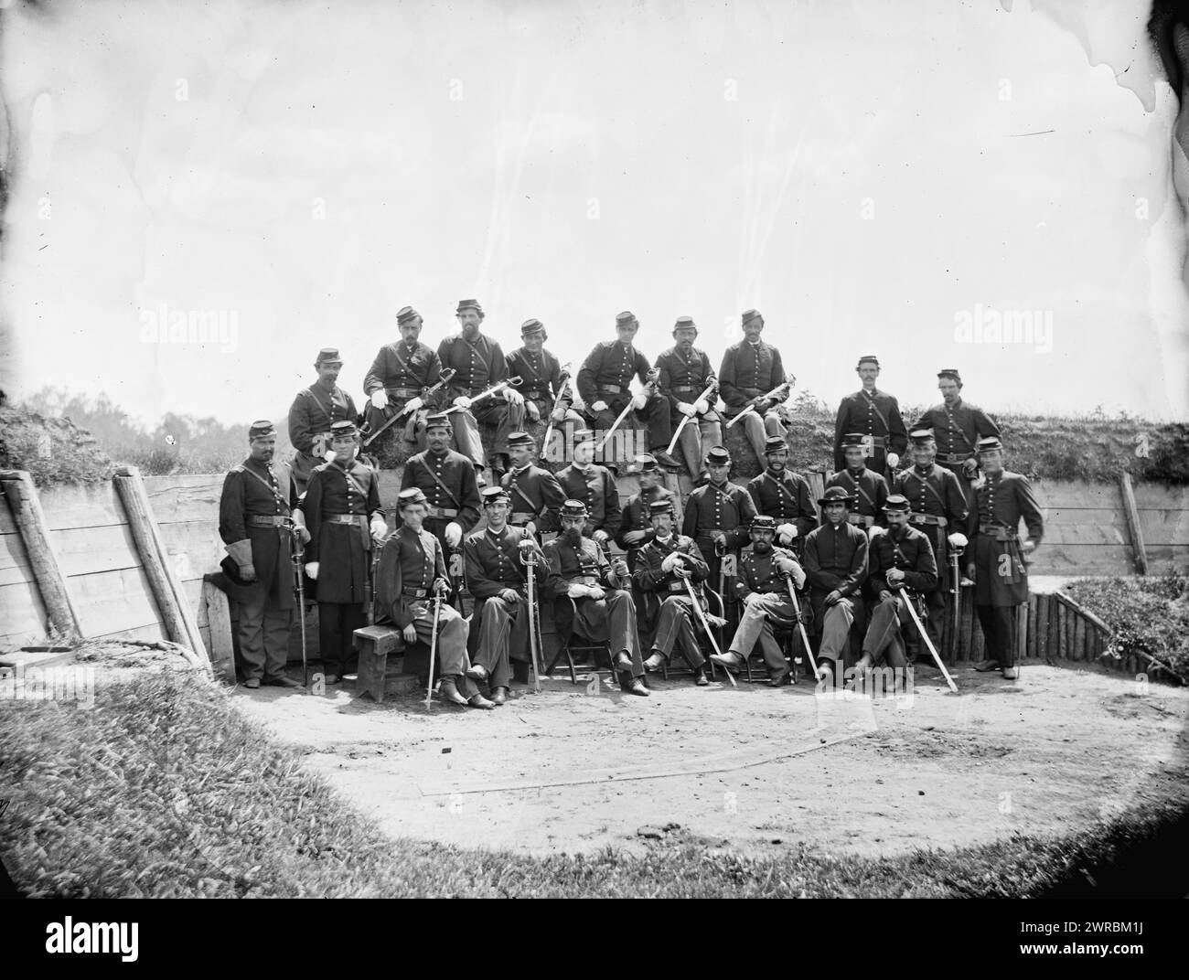 Gettysburg, Pennsylvania. Ufficiali del 50th Regiment Pennsylvania Infantry, Smith, William Morris, fotografo, 1865 luglio. Stati Uniti, storia, Guerra civile, 1861-1865, negativi di vetro, 1860-1870, 1 negativo: vetro, collodion umido Foto Stock