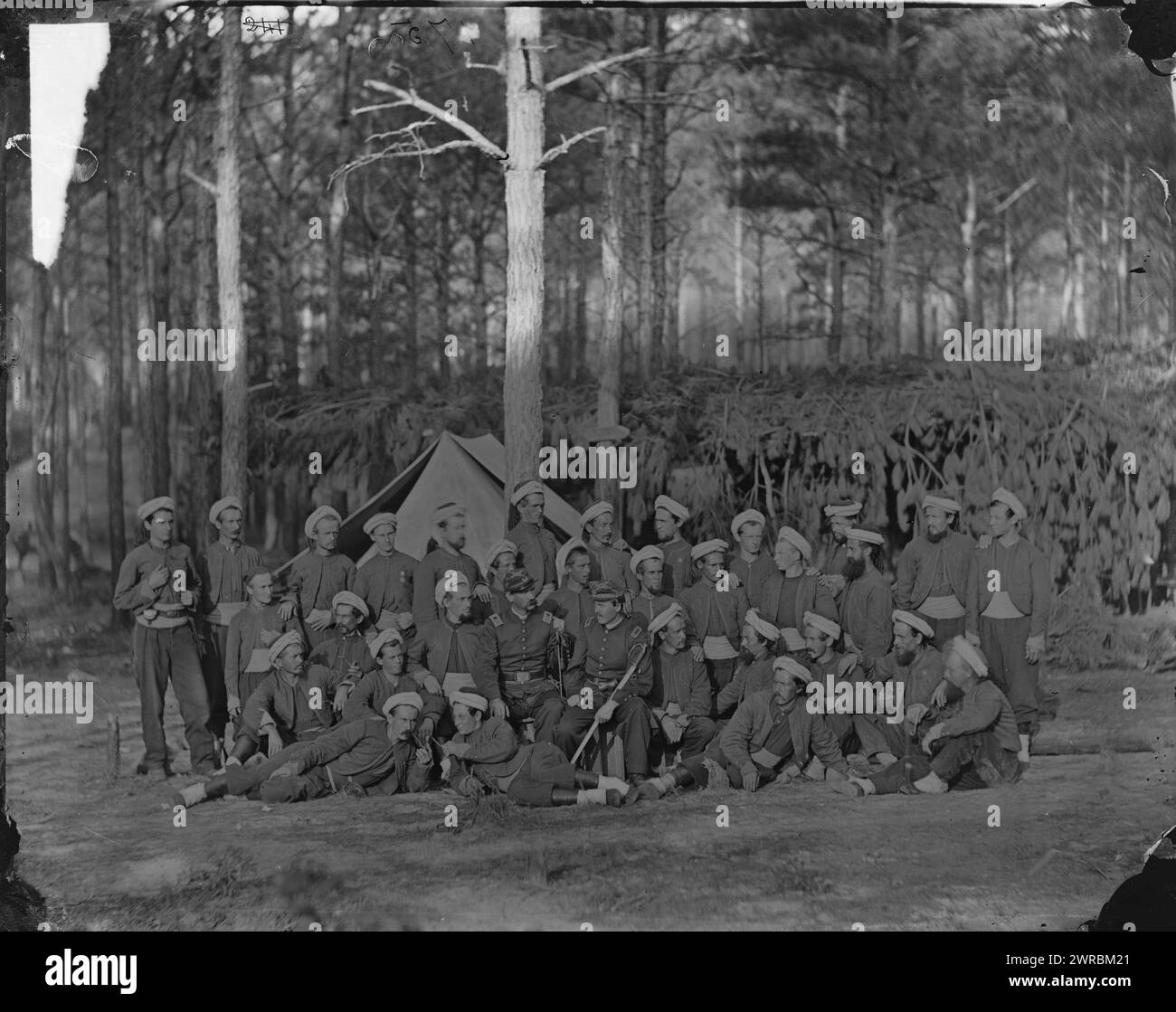 Petersburg, Virginia. Compagnia F 114th Pennsylvania Infantry, 1864 ago., Stati Uniti, storia, Guerra civile, 1861-1865, negativi di vetro, 1860-1870, 1 negativo: vetro, collodion umido Foto Stock